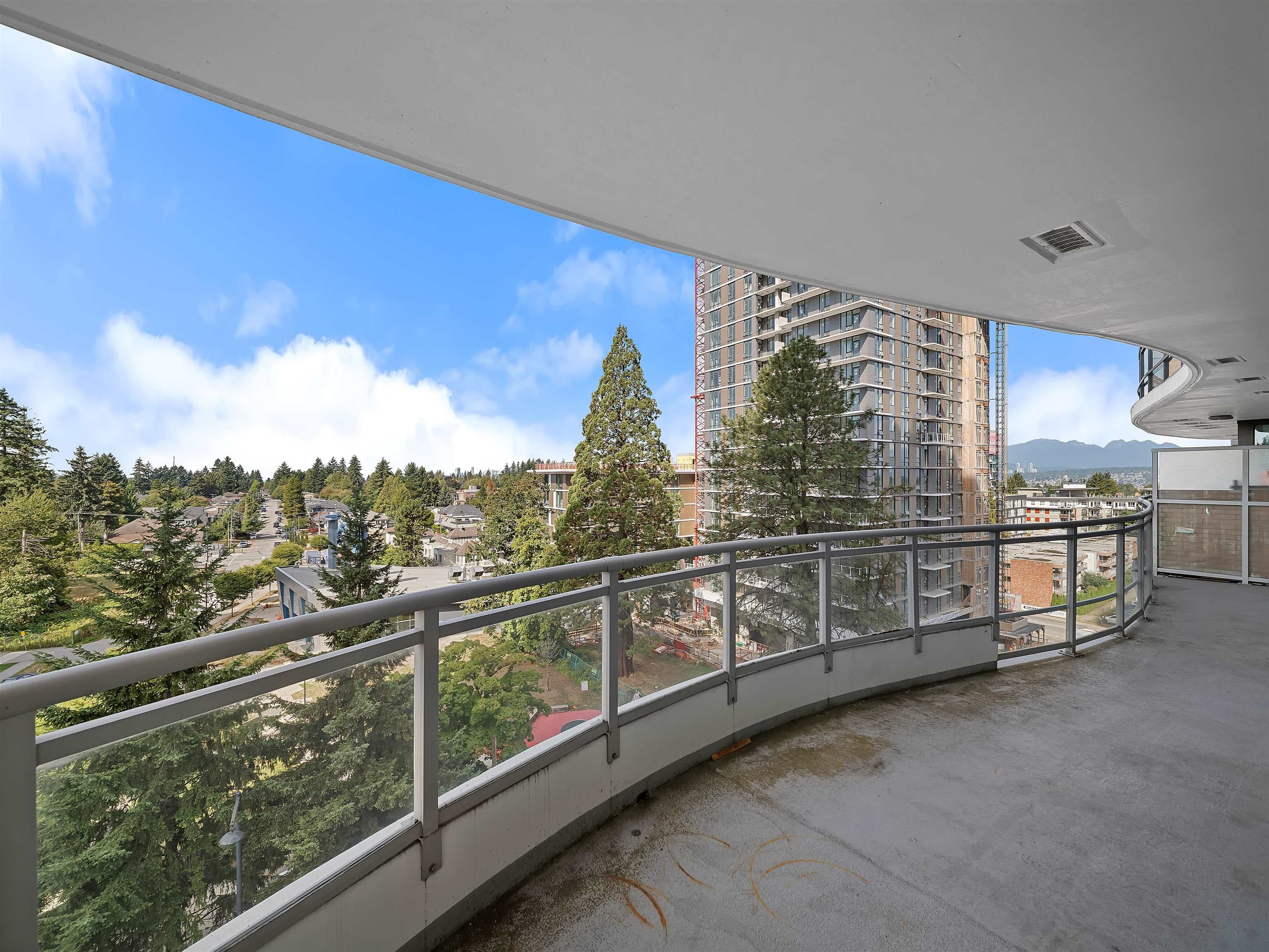 808 - 13303 Central Avenue, Surrey, V3T 0K6 — photo 4