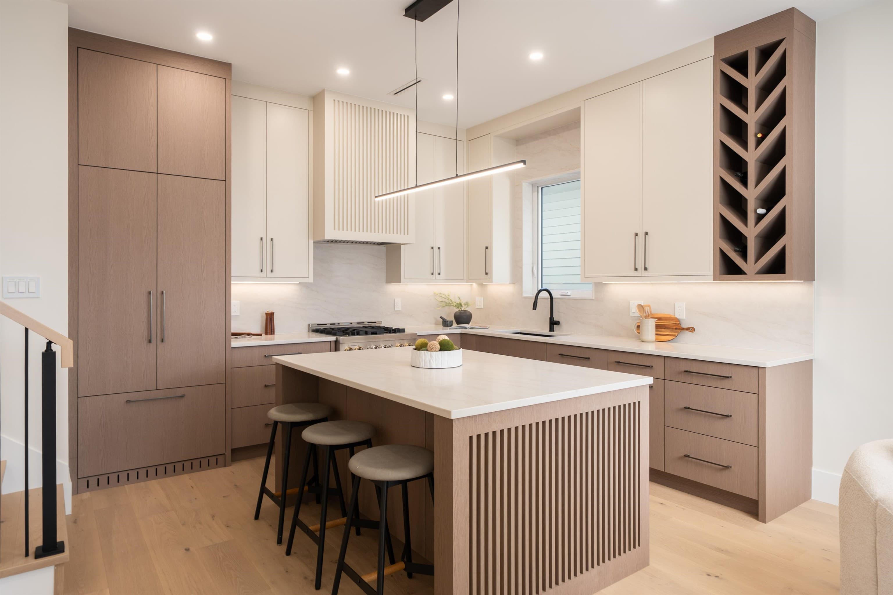 2 - 4331 Union Street, Burnaby, V5C 2X5 — photo 1