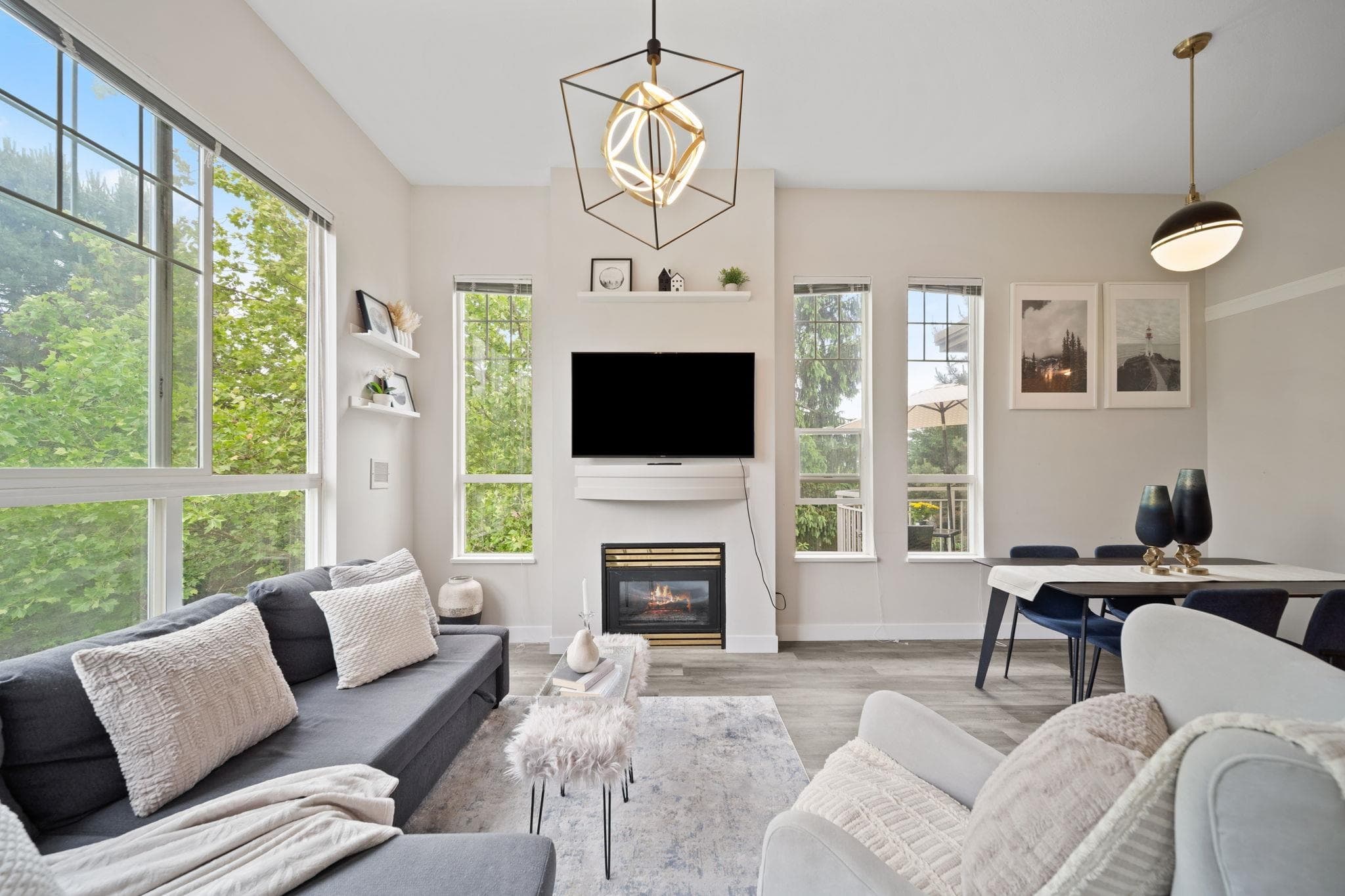 404 - 10186 155 Street, Surrey, V3R 0R6 — photo 1