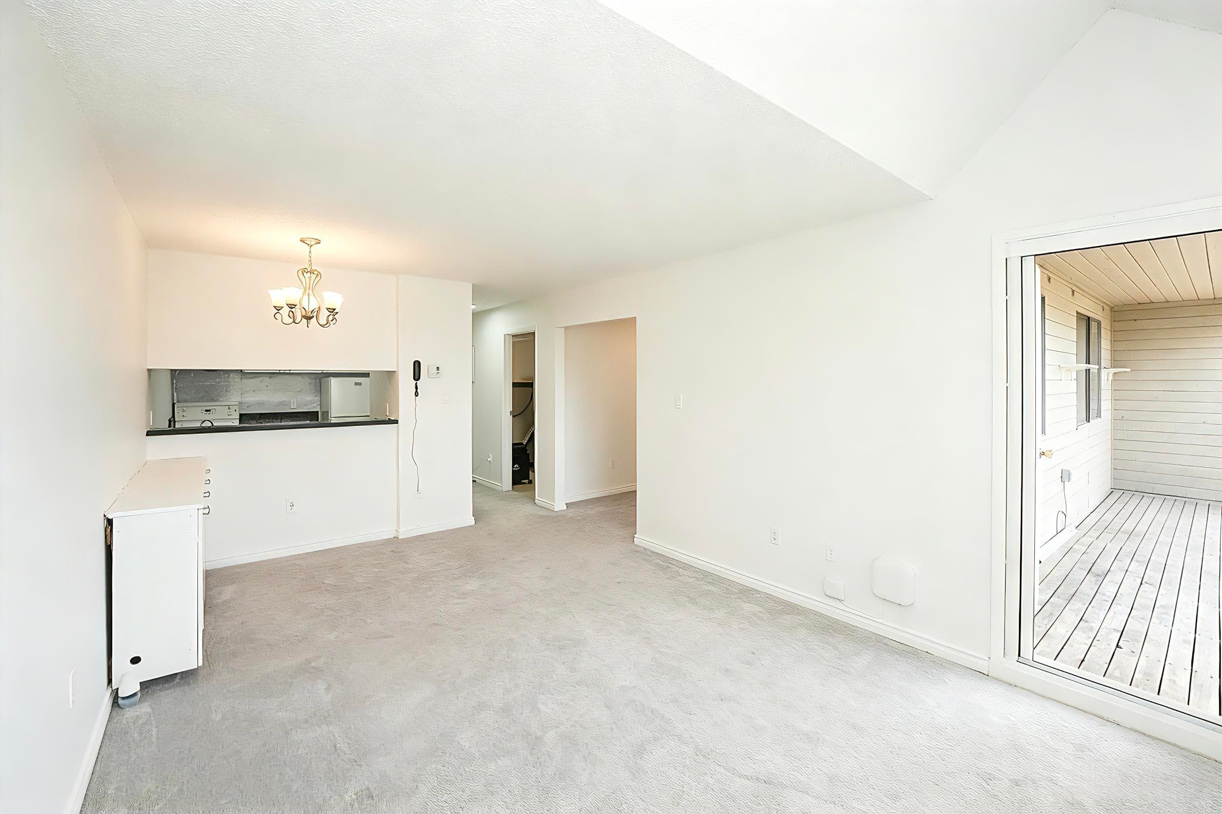 413 - 8120 Colonial Drive, Richmond, V7C 4V2 — photo 1