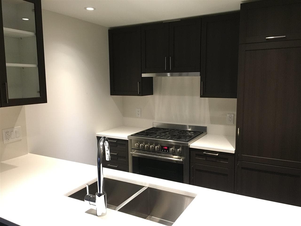 312 - 5665 Boundary Road, Burnaby