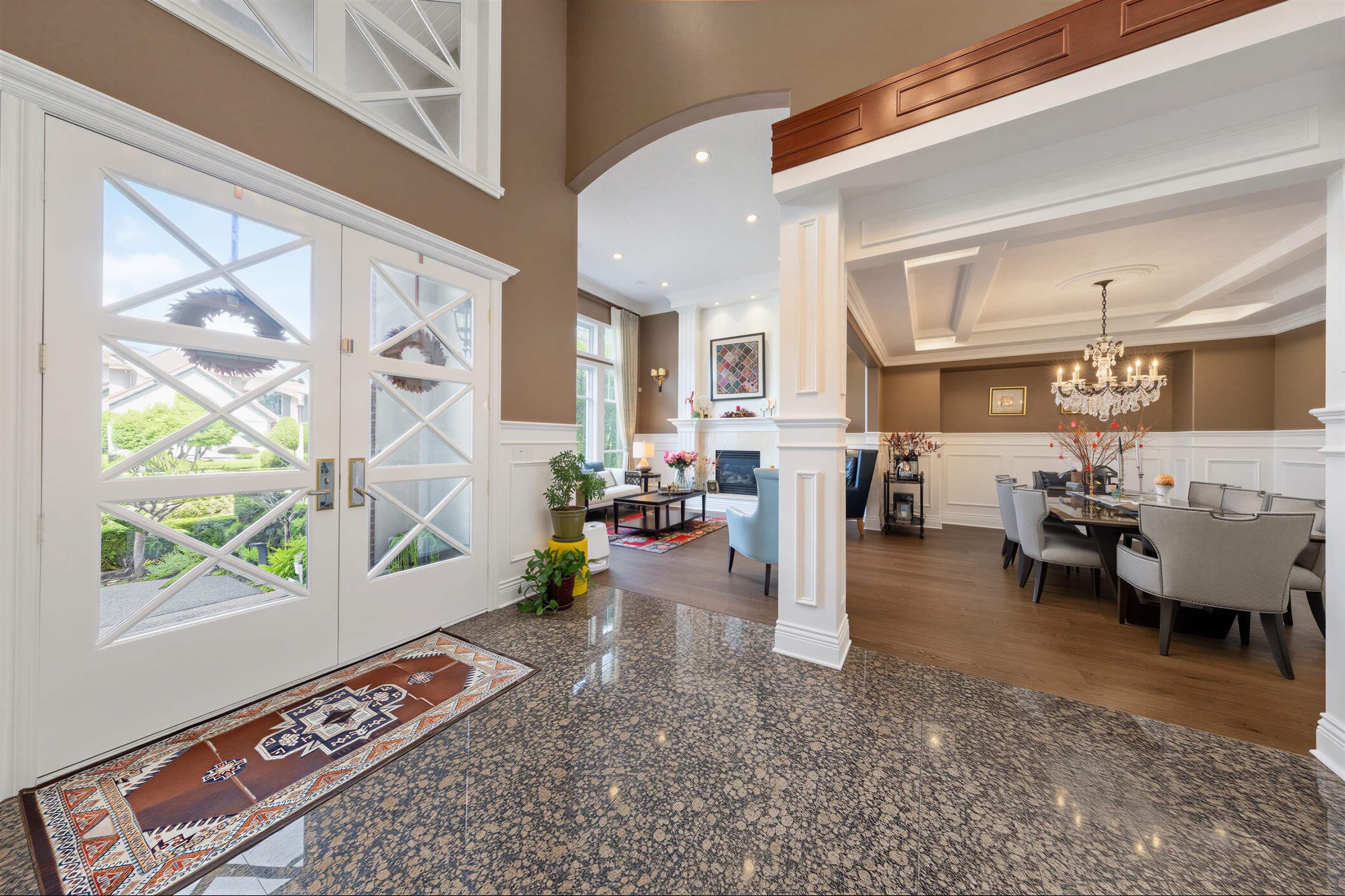3086 Carousel Court, Coquitlam, V3E 3E1 — photo 3