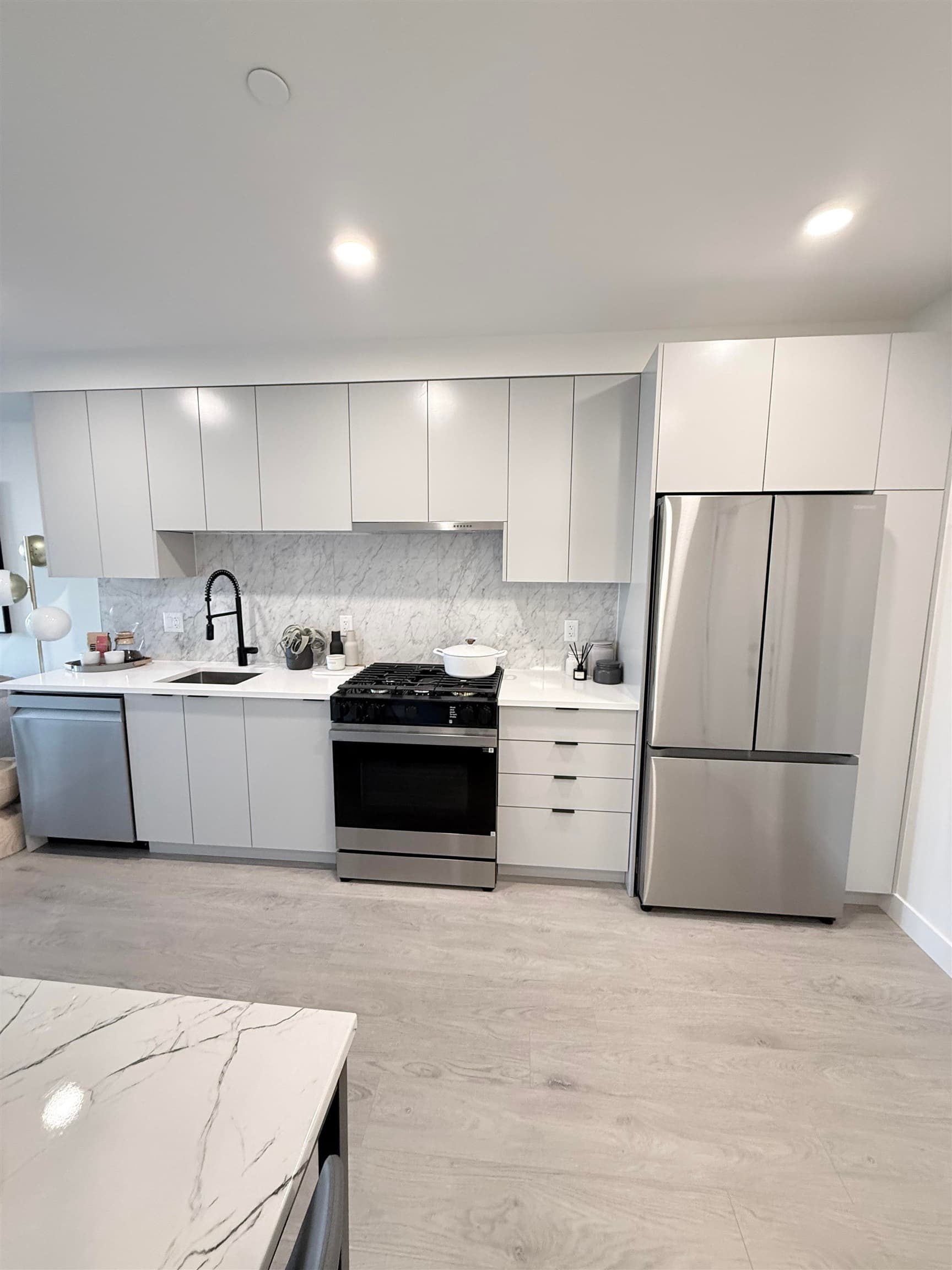 502 - 13258 105 Avenue, Surrey, V3T 0X4 — photo 2