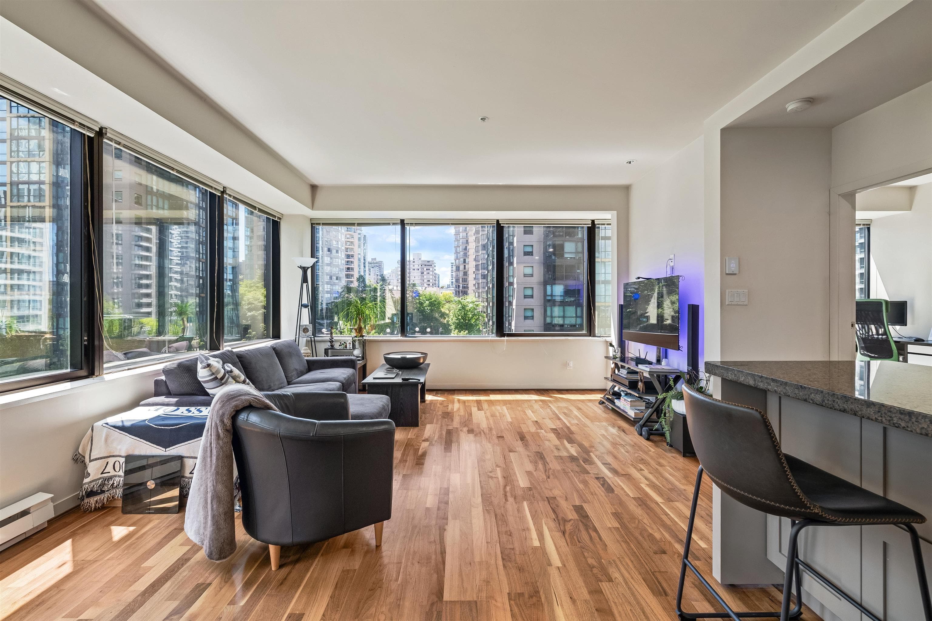609 - 1333 West Georgia Street, Vancouver, V6E 4V3 — photo 4