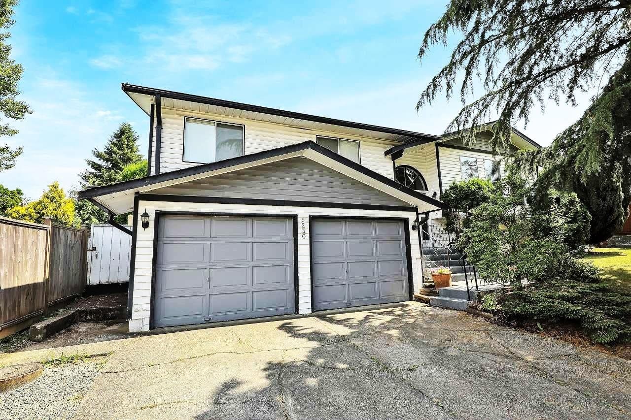 9230 212b Street, Langley, V1M 1K9 — photo 1