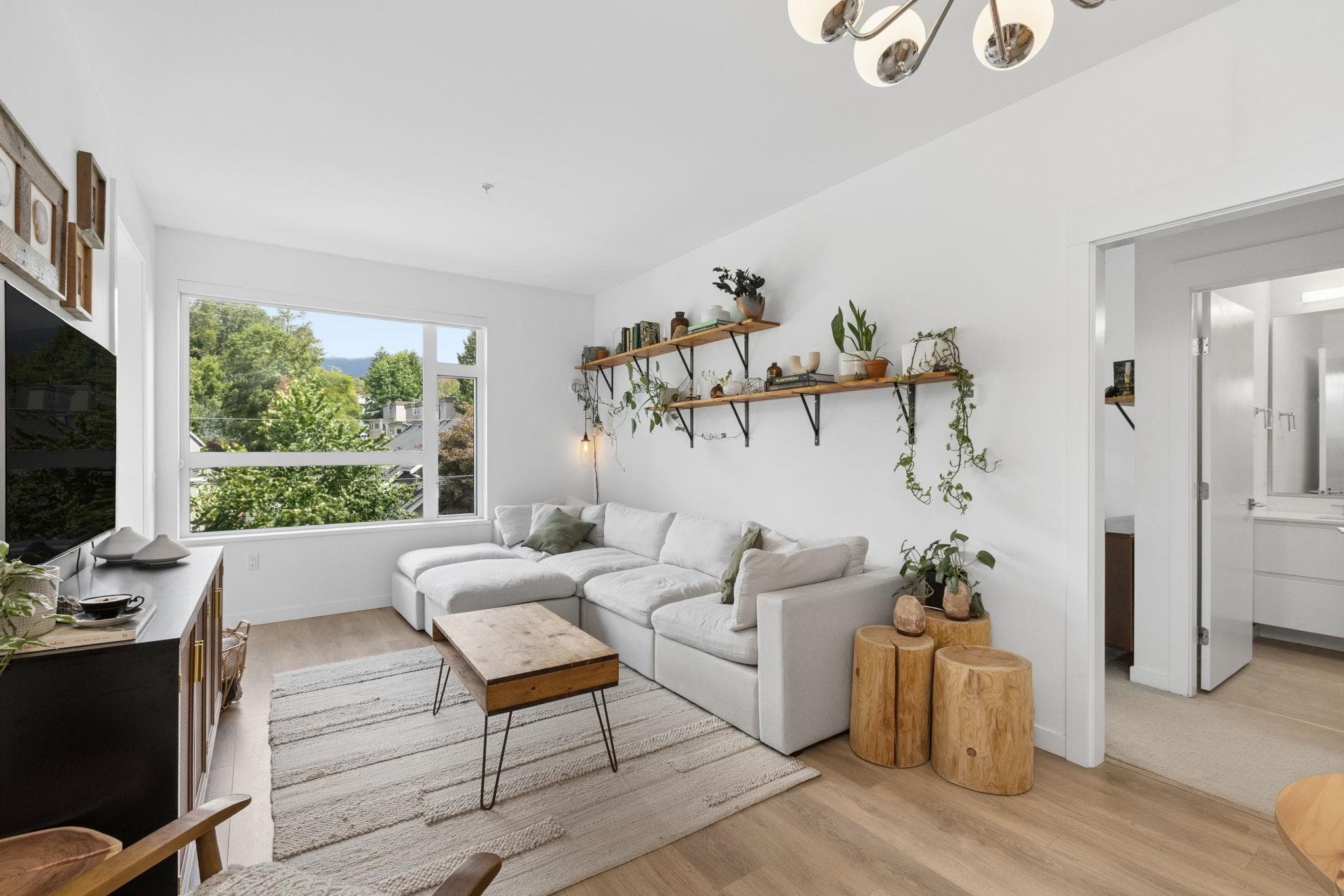 209 - 715 W 15th Street, North Vancouver, V7M 1T2 — photo 4