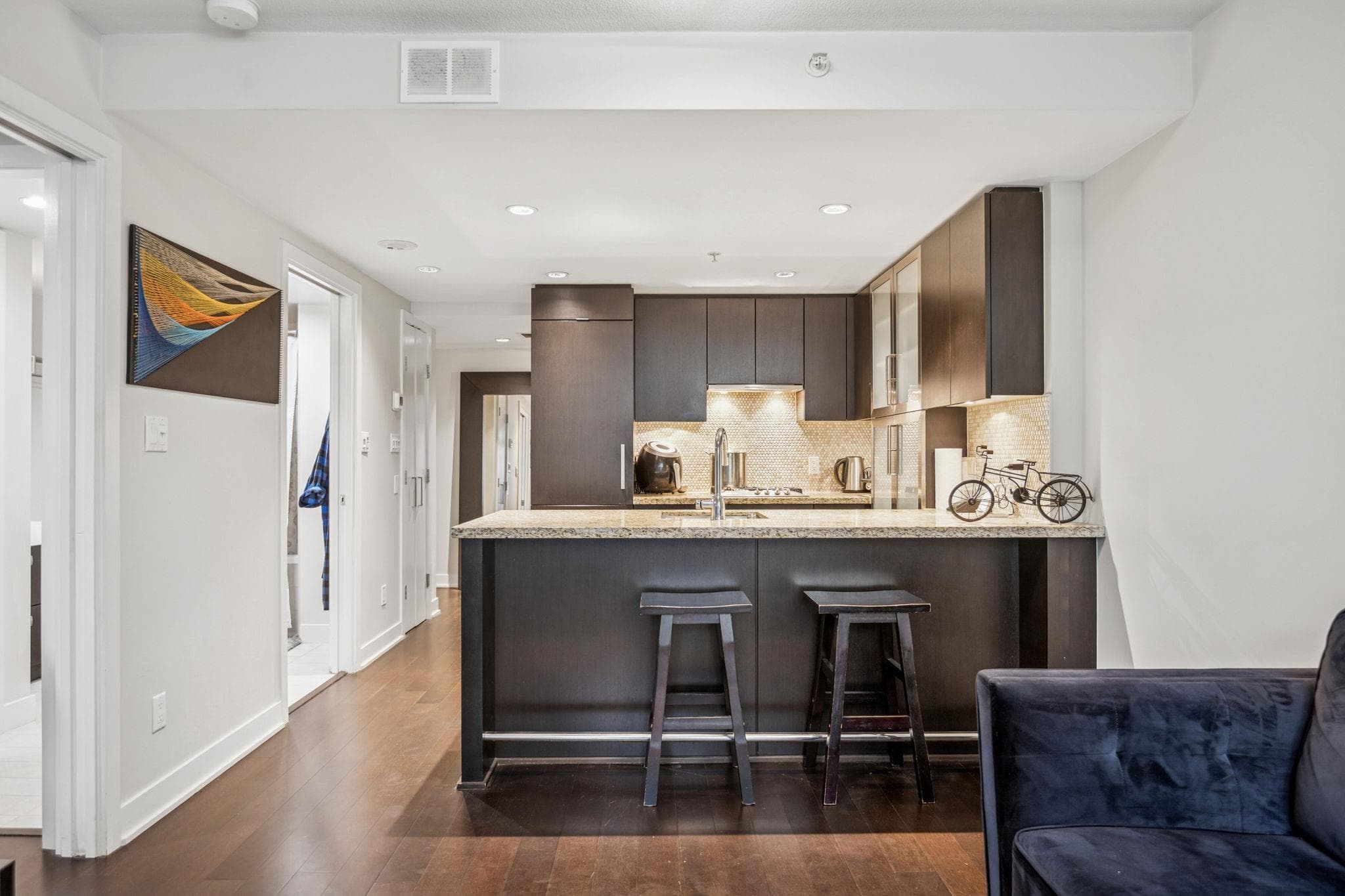 301 - 1055 Richards Street, Vancouver