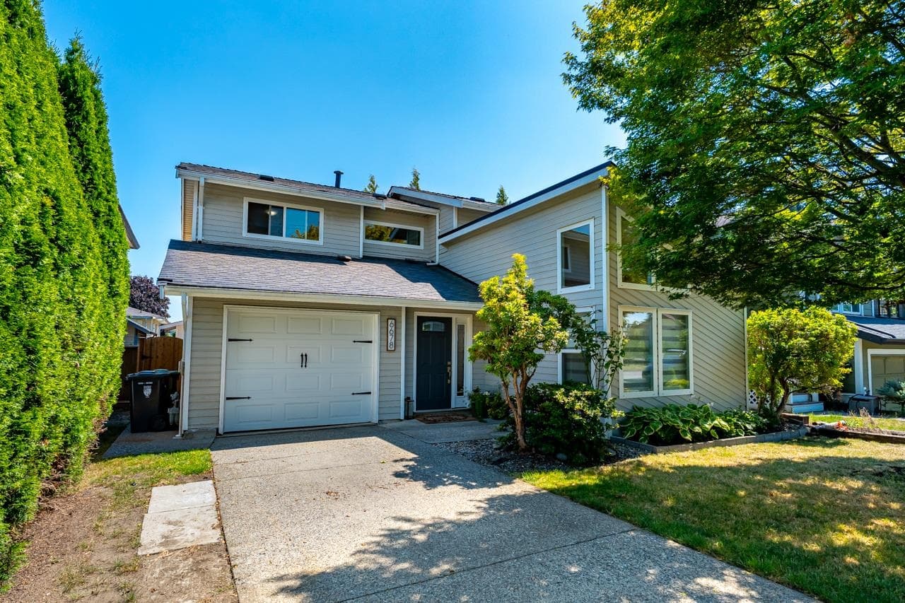 6678 197 Street, Langley, V2Y 1A8 — photo 2