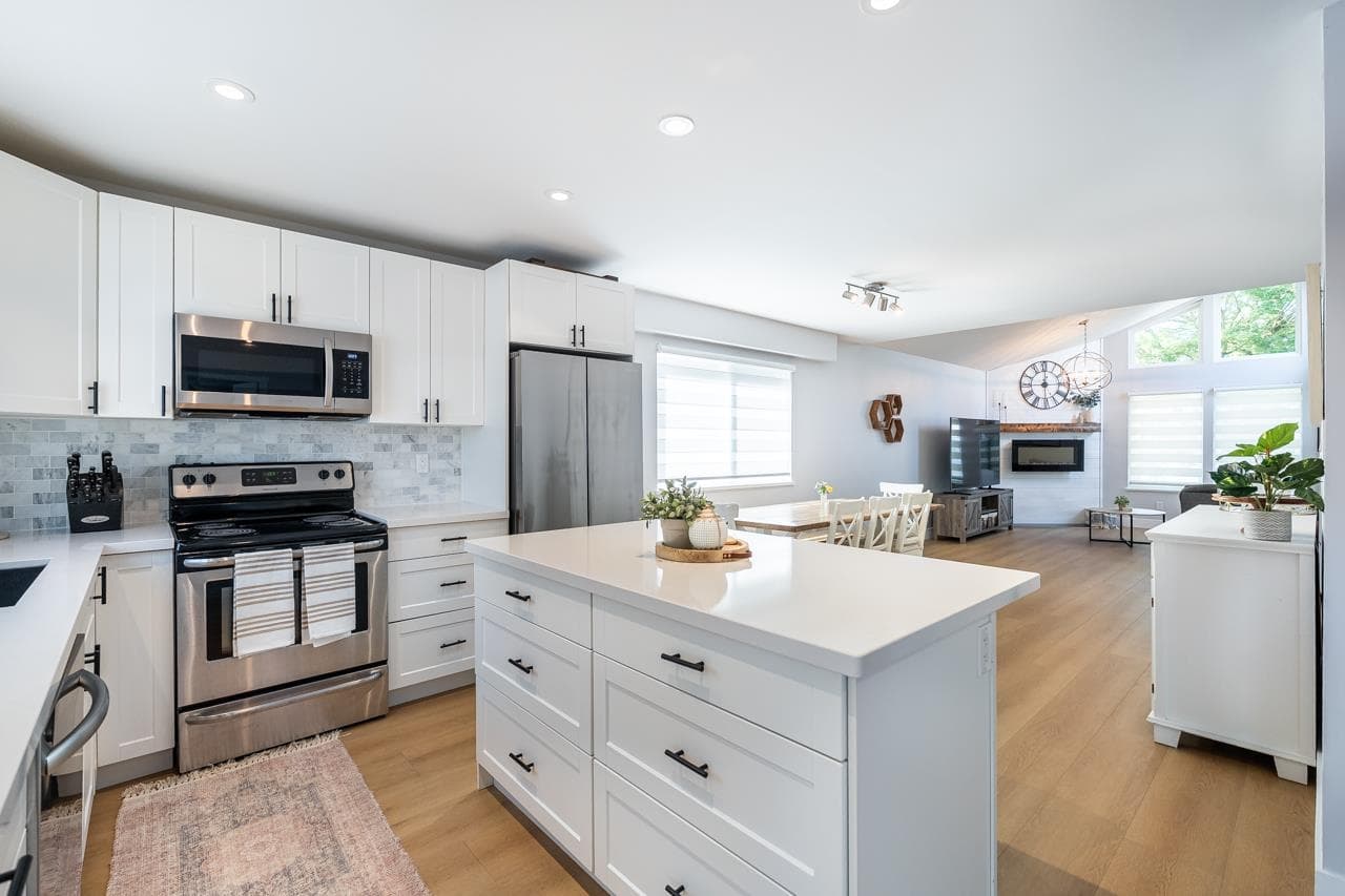 6678 197 Street, Langley, V2Y 1A8 — photo 5