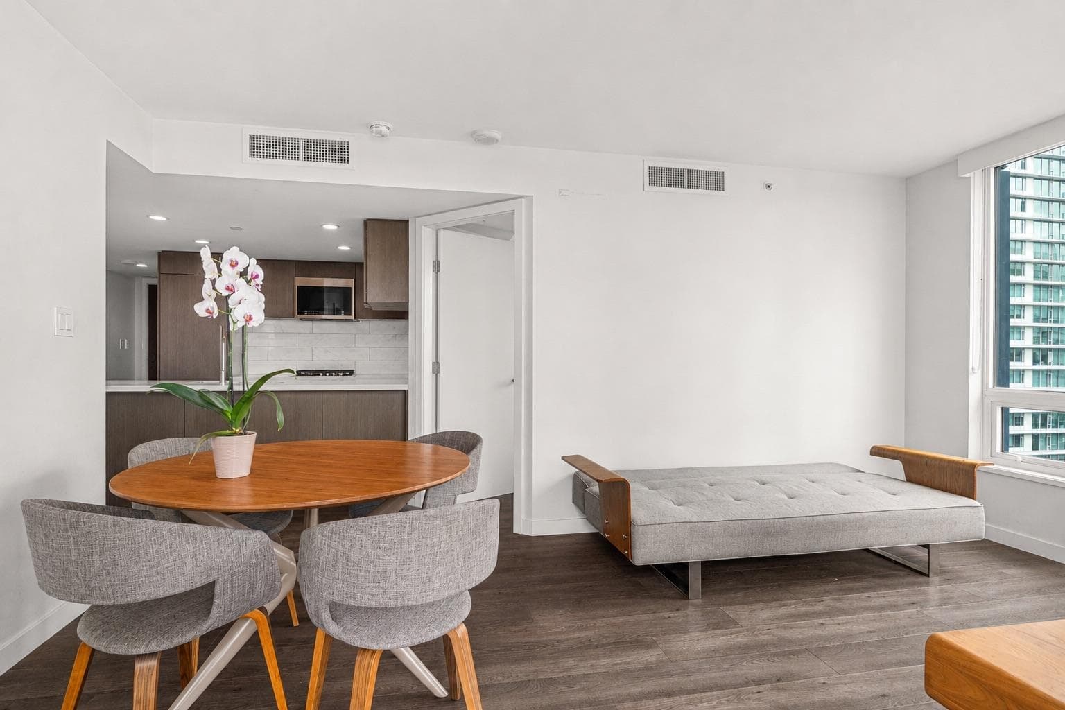 1408 - 8189 Cambie Street, Vancouver, V6P 0G6 — photo 5