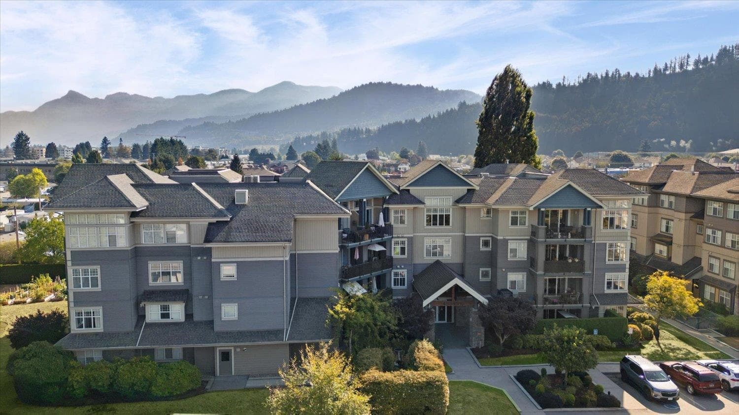 402C - 45595 Tamihi Way, Chilliwack, V2R 0G3 — photo 1
