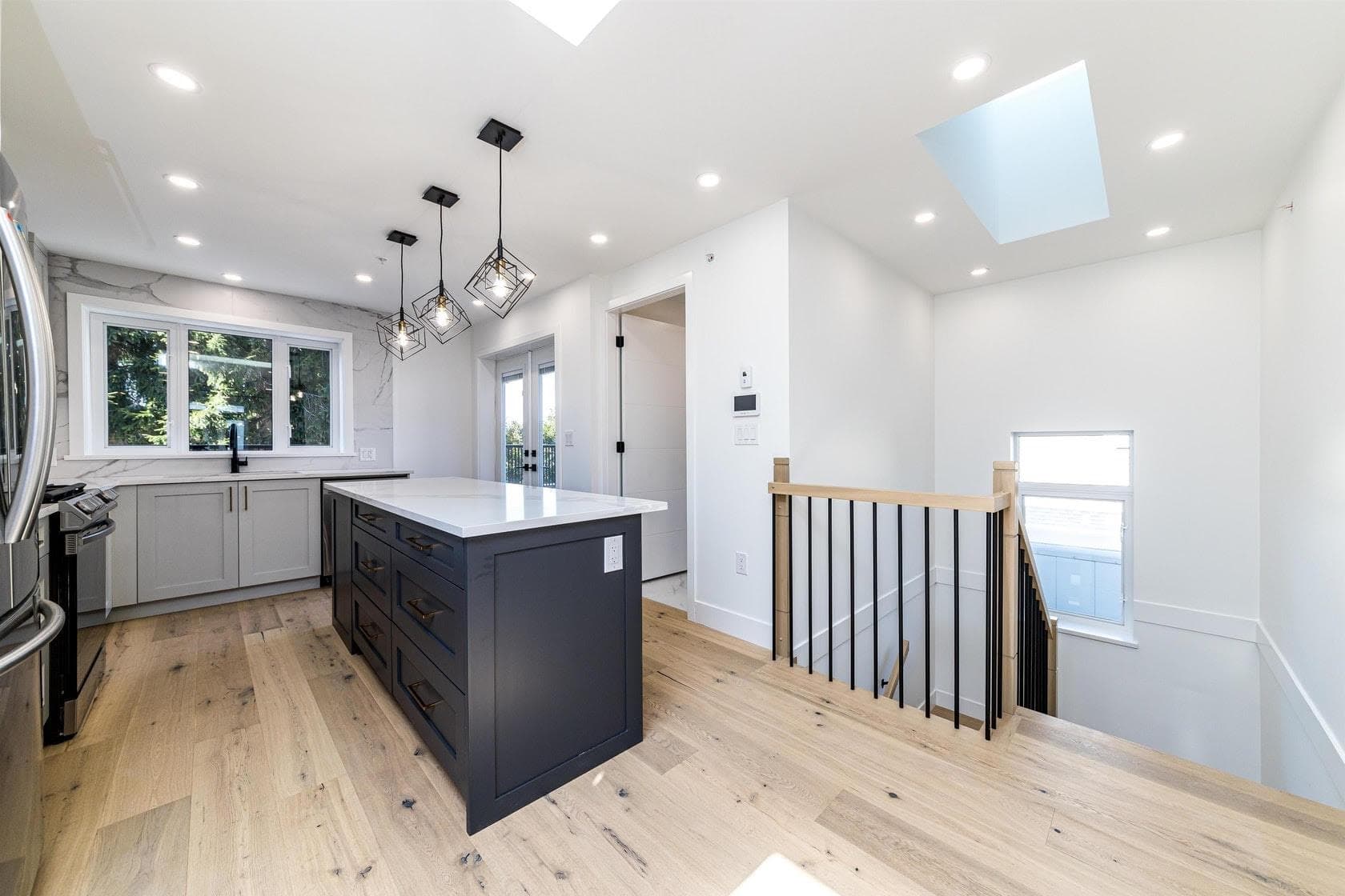 5447 Killarney Street, Vancouver, V5R 3W3 — photo 3