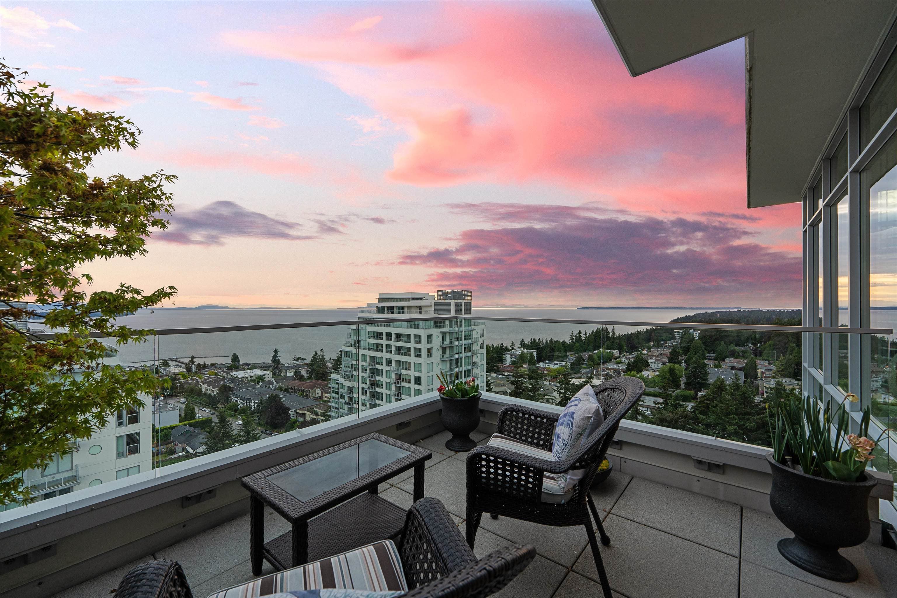 PH2 - 1473 Johnston Road, White Rock, V4B 0A2 — photo 5