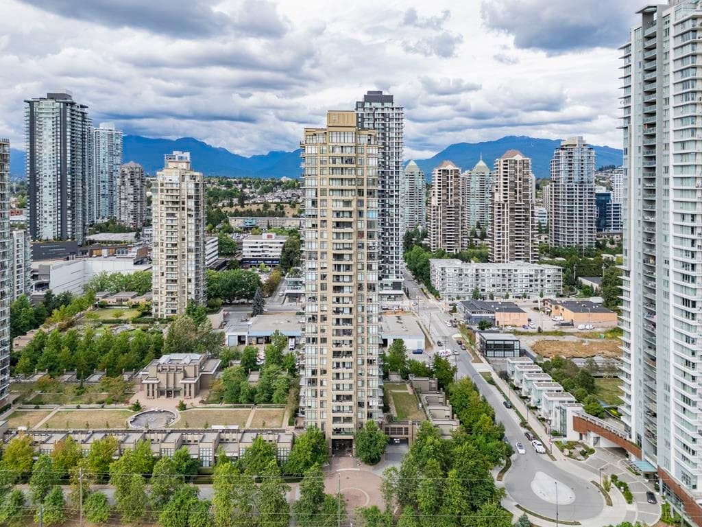 2501 - 2355 Madison Avenue, Burnaby, V5C 0B3 — photo 3