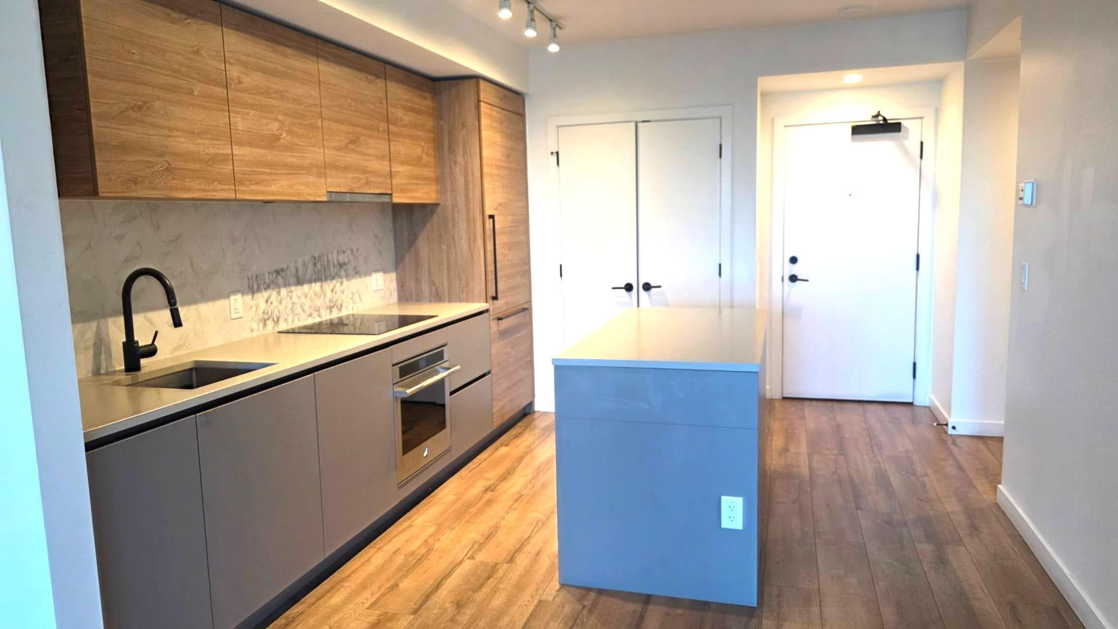 809 - 10448 University Drive, Surrey, V3T 0S7 — photo 4