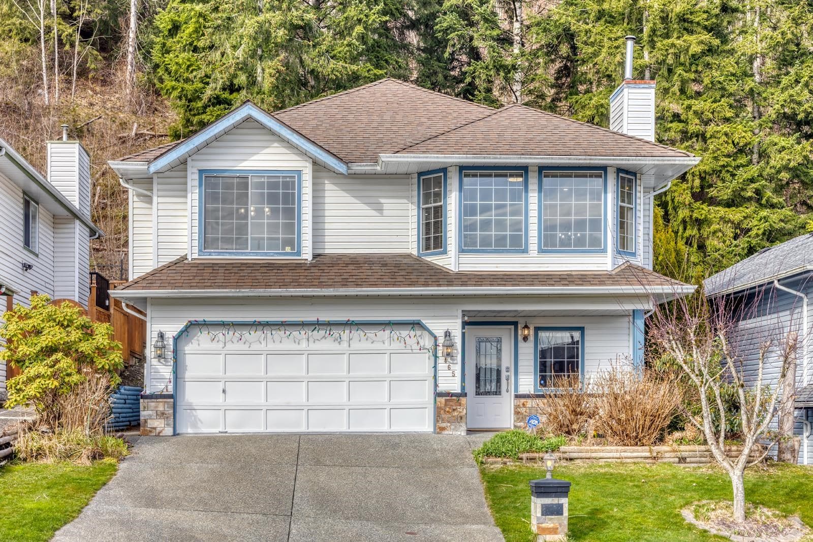1465 Blackwater Place, Coquitlam, V3E 2R5 — photo 1