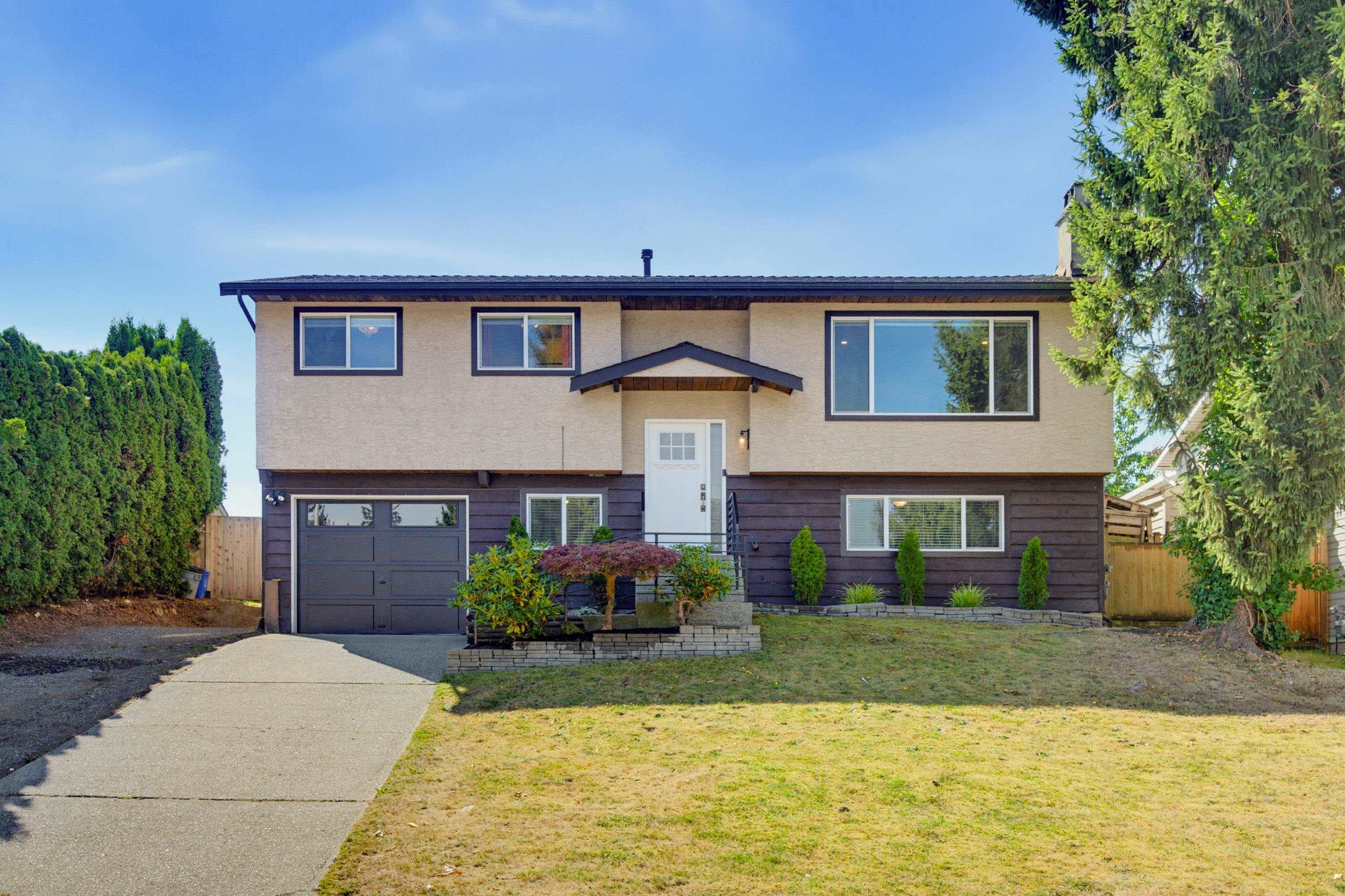 26866 32a Avenue, Langley, V4W 3G4 — photo 1
