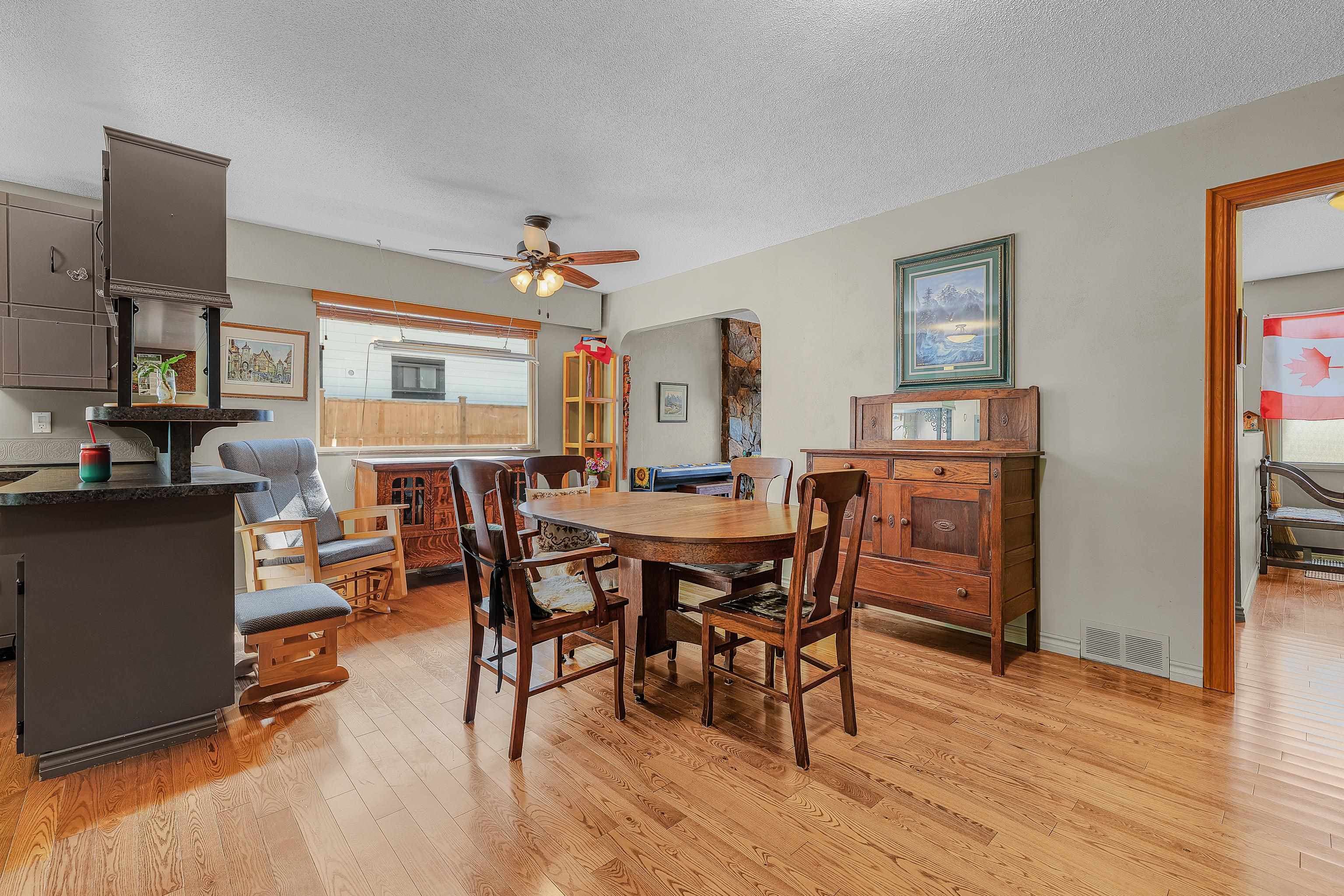 3670 207b Street, Langley, V3A 2G4 — photo 5