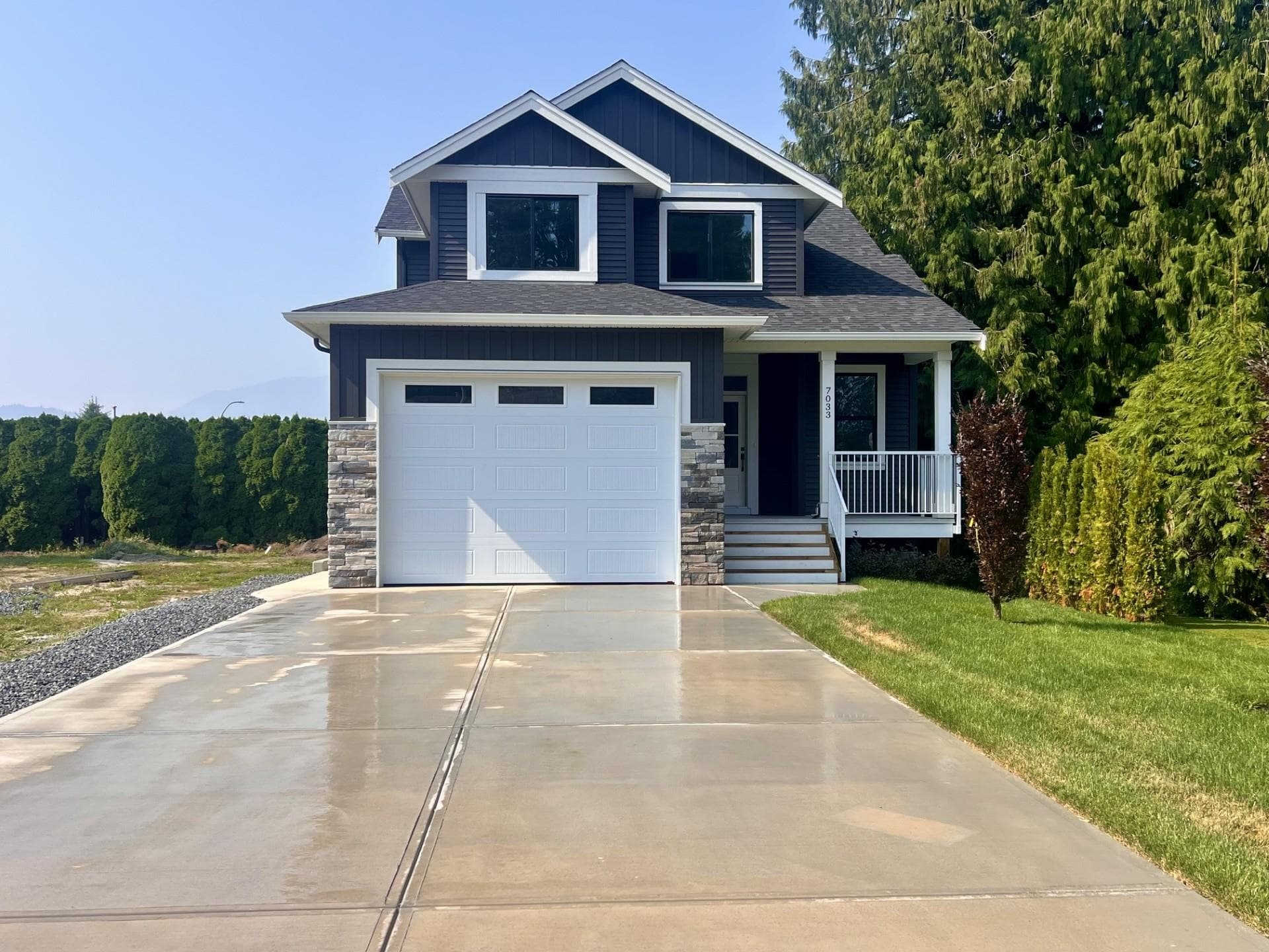 7033 Eden Drive, Chilliwack, V2R 1E6 — photo 1