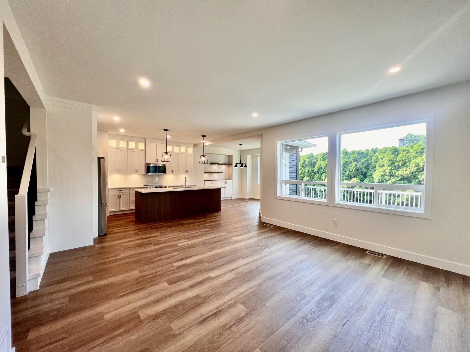 7033 Eden Drive, Chilliwack, V2R 1E6 — photo 4