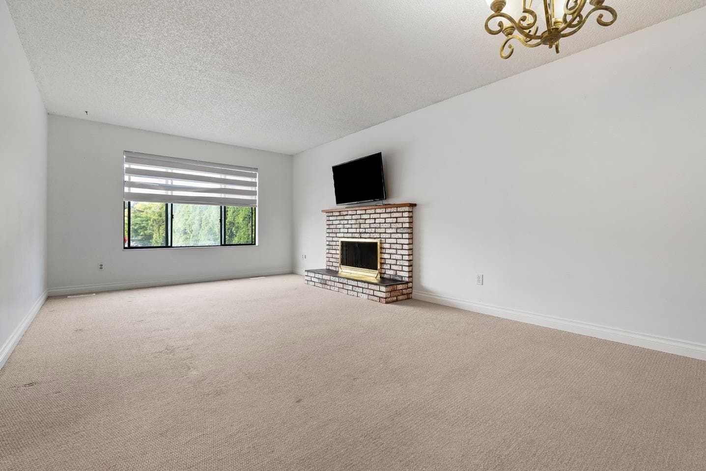 2369 Wakefield Court, Langley, V3S 8B2 — photo 2