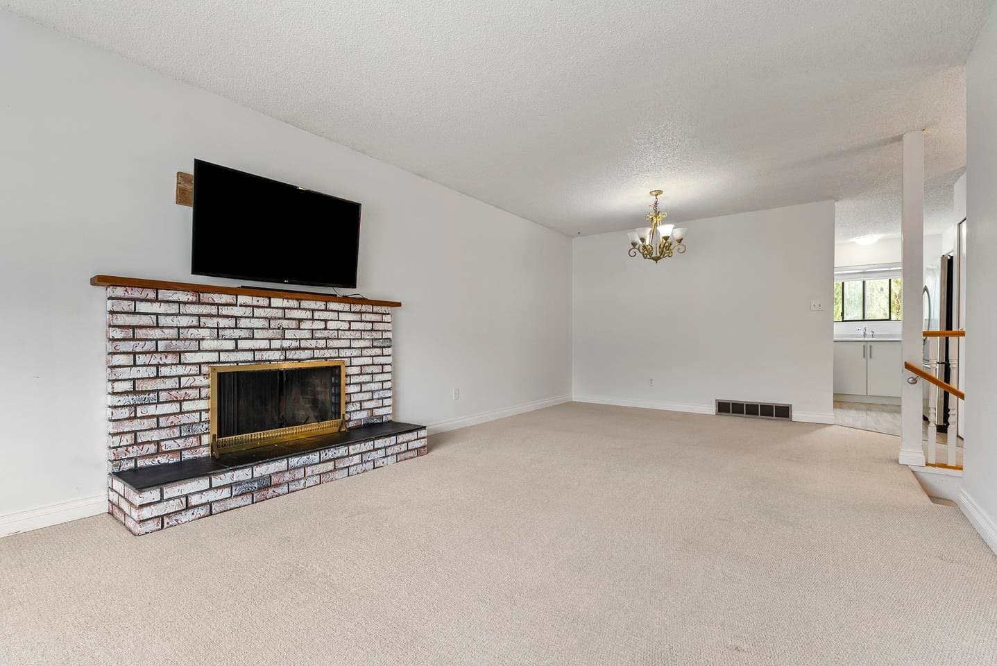 2369 Wakefield Court, Langley, V3S 8B2 — photo 3