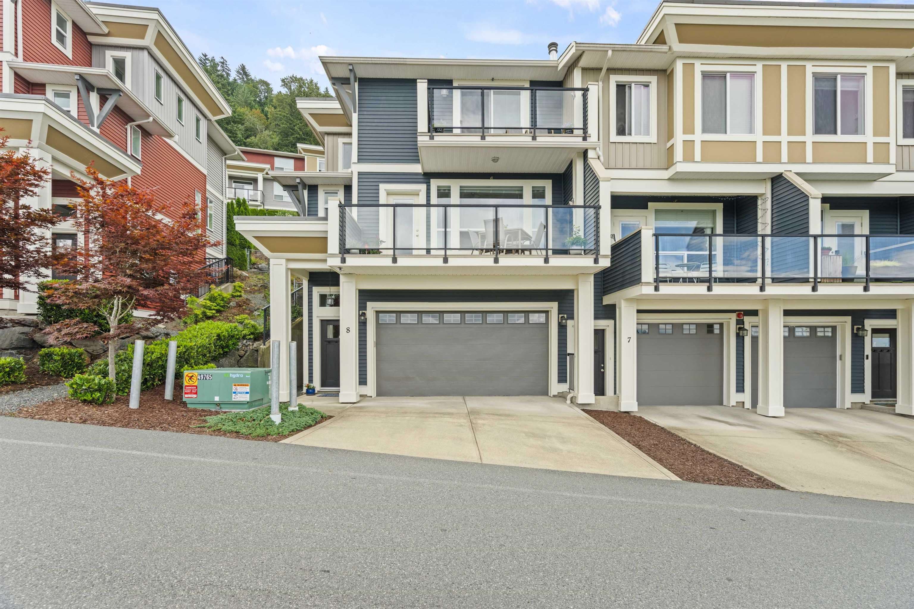 8 - 6026 Lindeman Street, Chilliwack, V2R 0W1 — photo 1