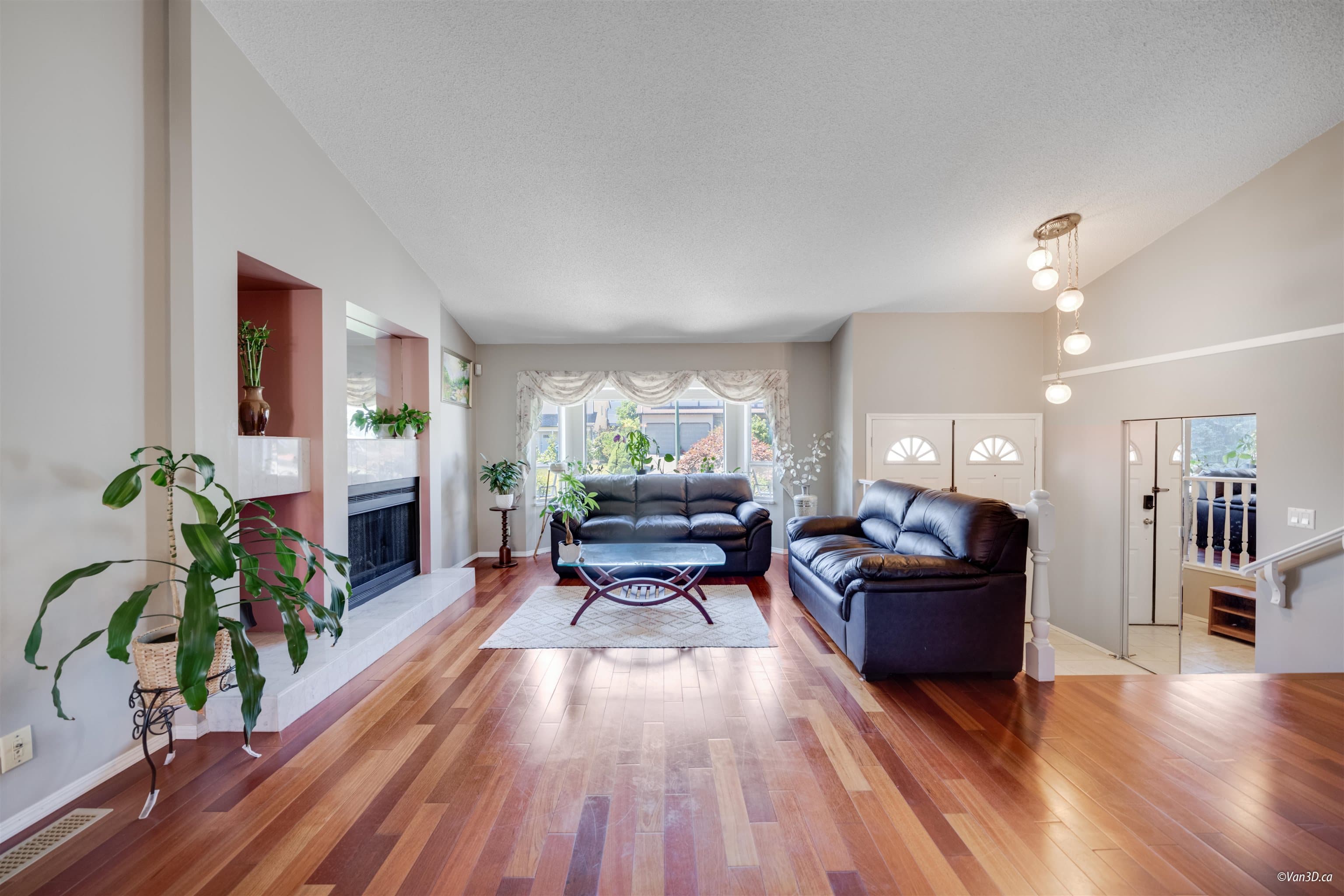 1295 Daimler Street, Coquitlam, V3B 6P5 — photo 4