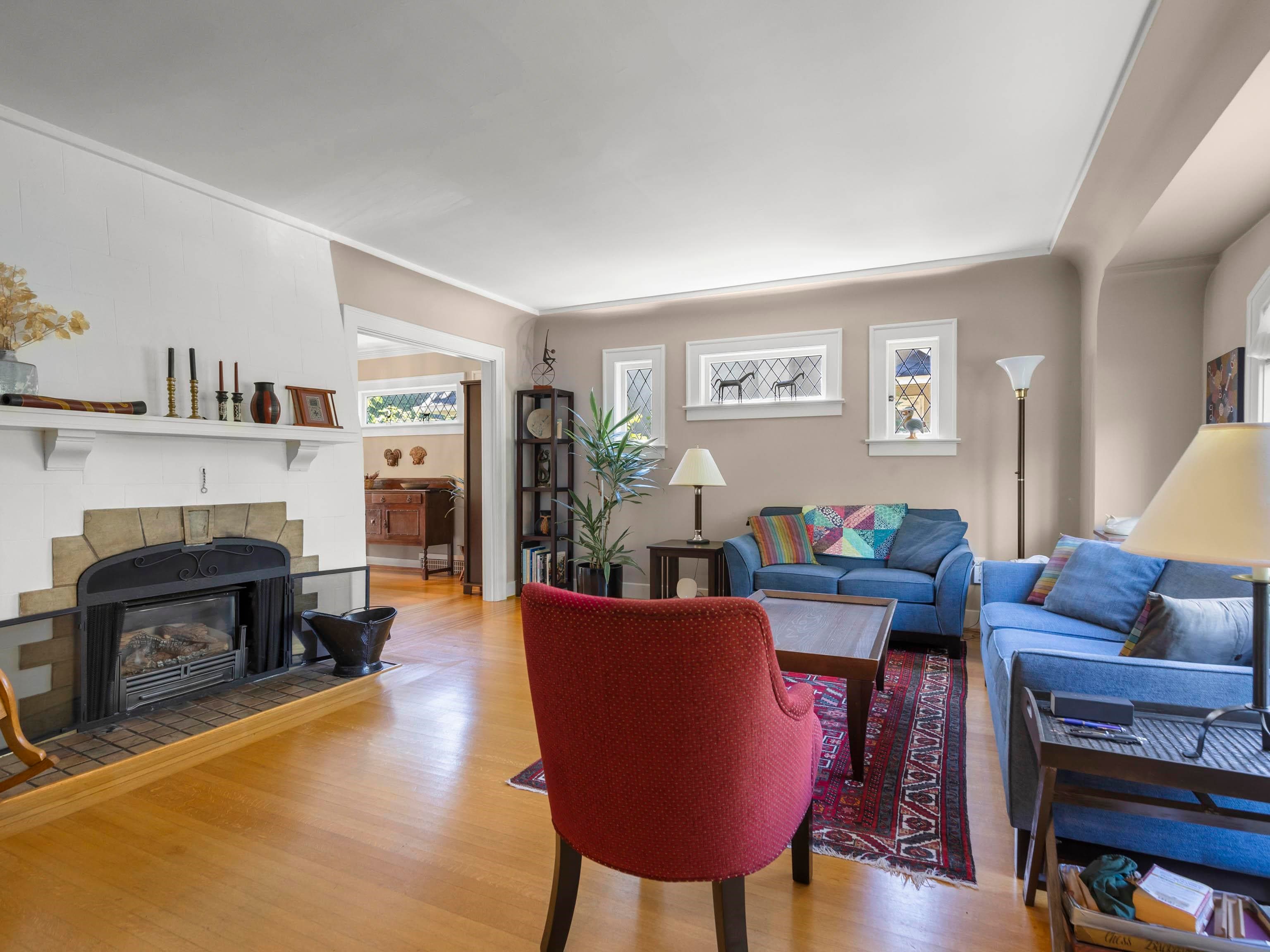 4234 W 9th Avenue, Vancouver, V6R 2C5 — photo 5