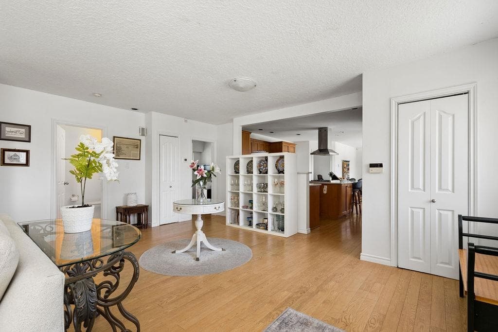 1005 Westmount Drive, Port Moody, V3H 1L1 — photo 5