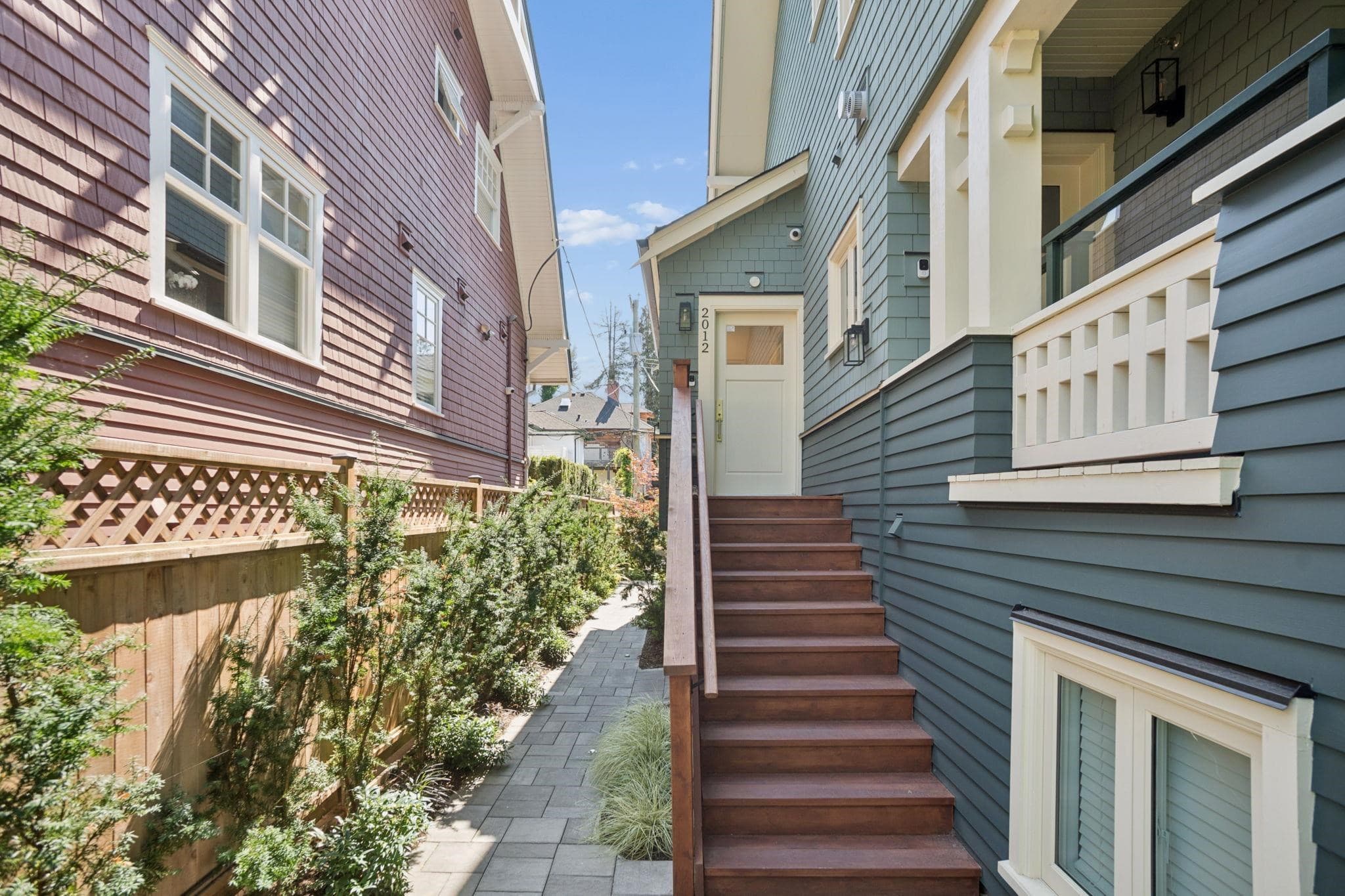 2012 W 15th Avenue, Vancouver, V6J 2L5 — photo 2