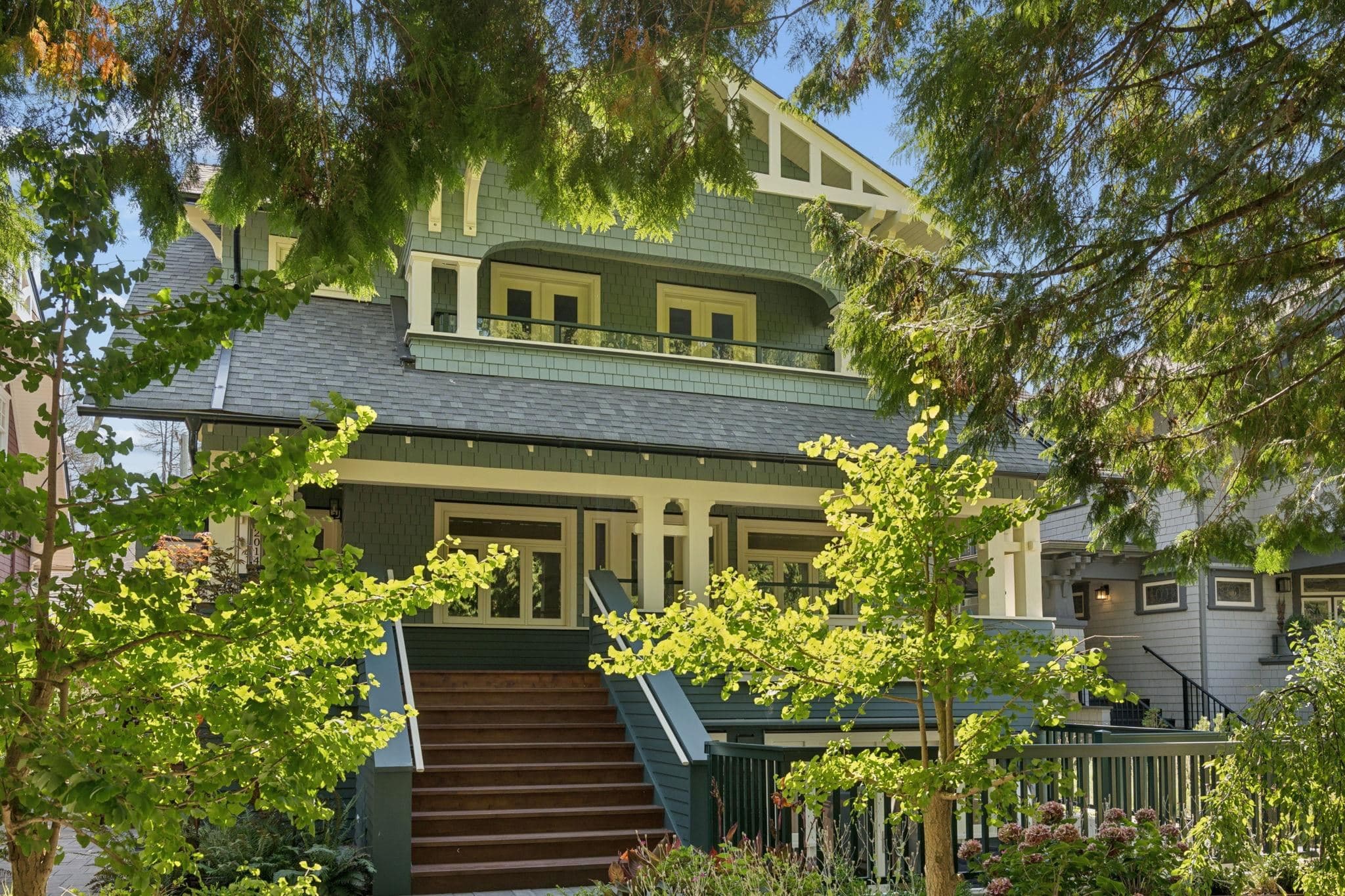 2012 W 15th Avenue, Vancouver, V6J 2L5 — photo 1
