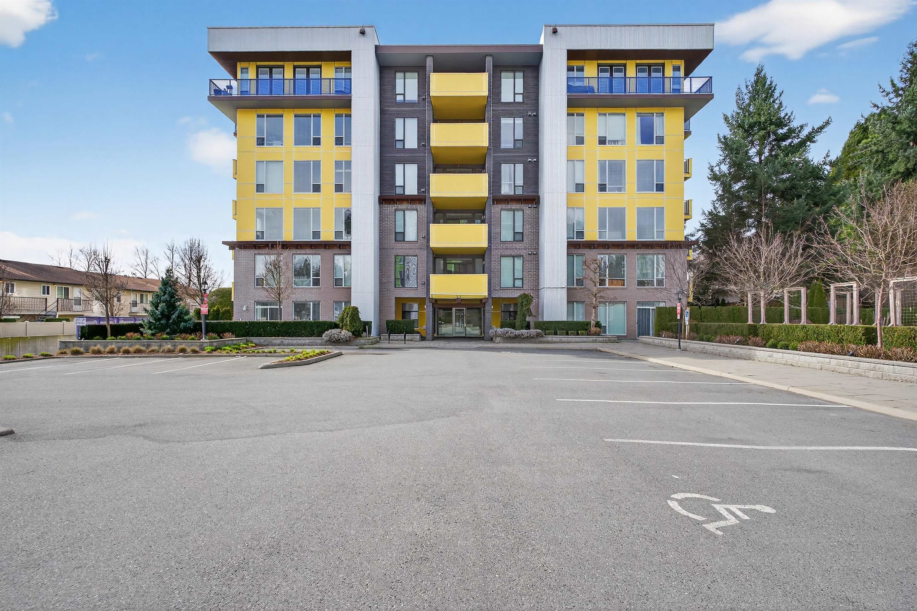 504 - 2555 Ware Street, Abbotsford, V2S 0J4 — photo 3
