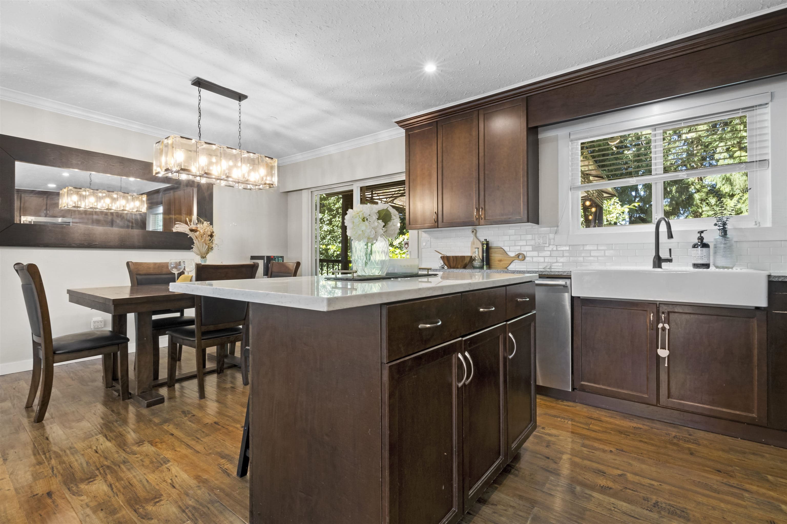 19745 38a Avenue, Langley, V3A 4W7 — photo 3