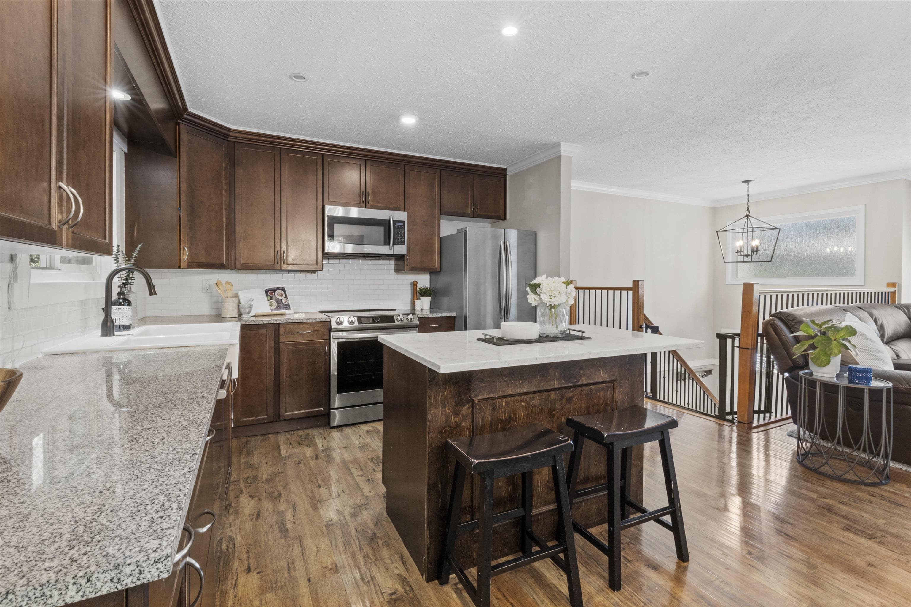 19745 38a Avenue, Langley, V3A 4W7 — photo 5