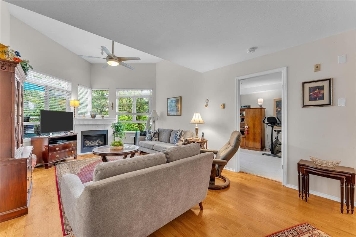 314 - 128 W 8th Street, North Vancouver, V7M 3M1 — photo 4