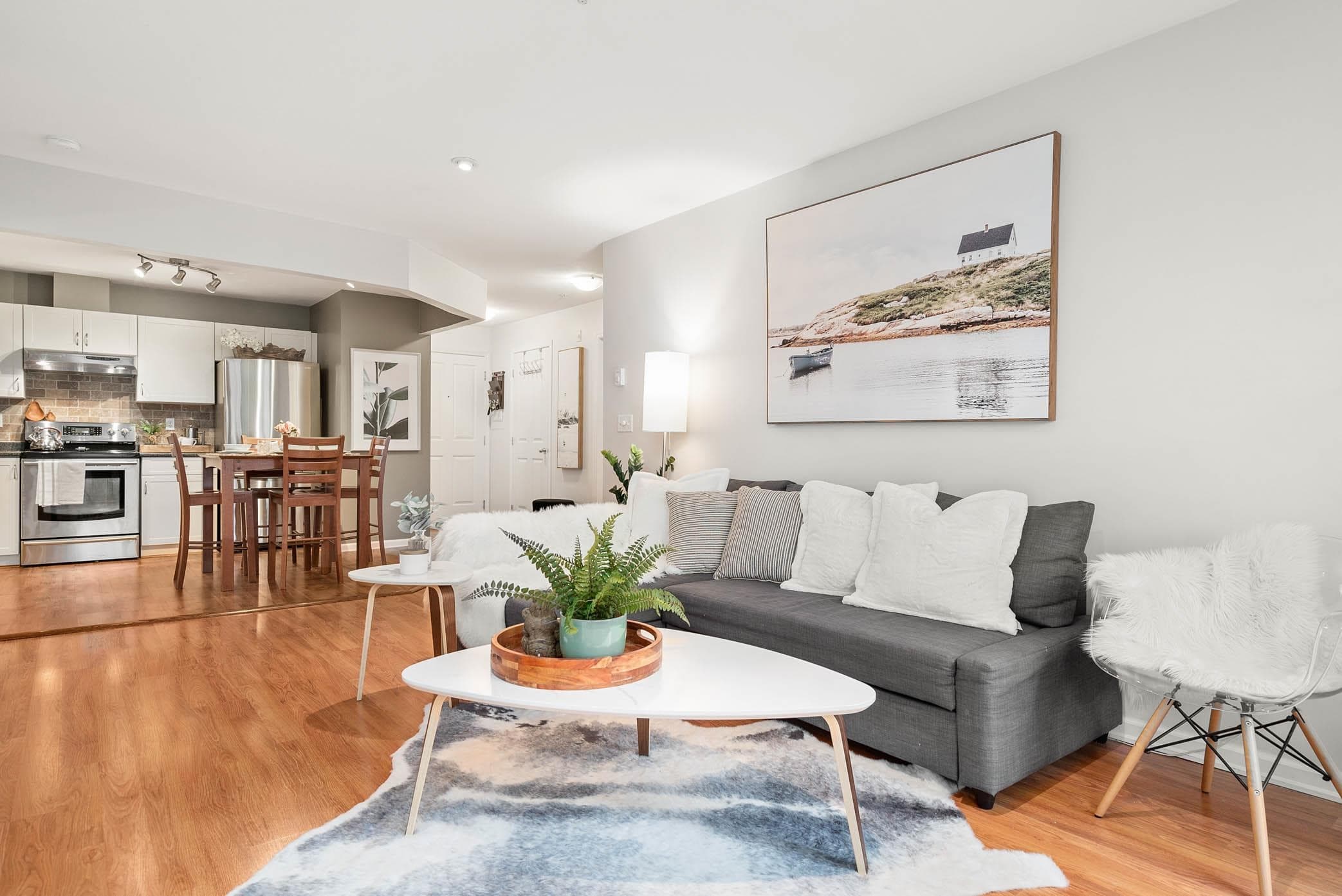 311 - 10188 155 Street, Surrey, V3R 0R6 — photo 1