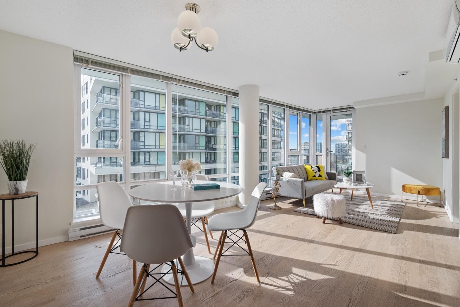 1105 - 7888 Ackroyd Road, Richmond