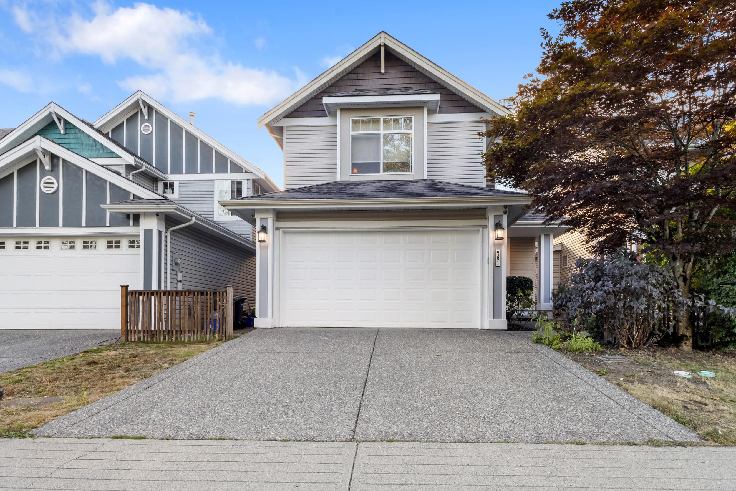 8197 212 Street, Langley, V2Y 2C9 — photo 1