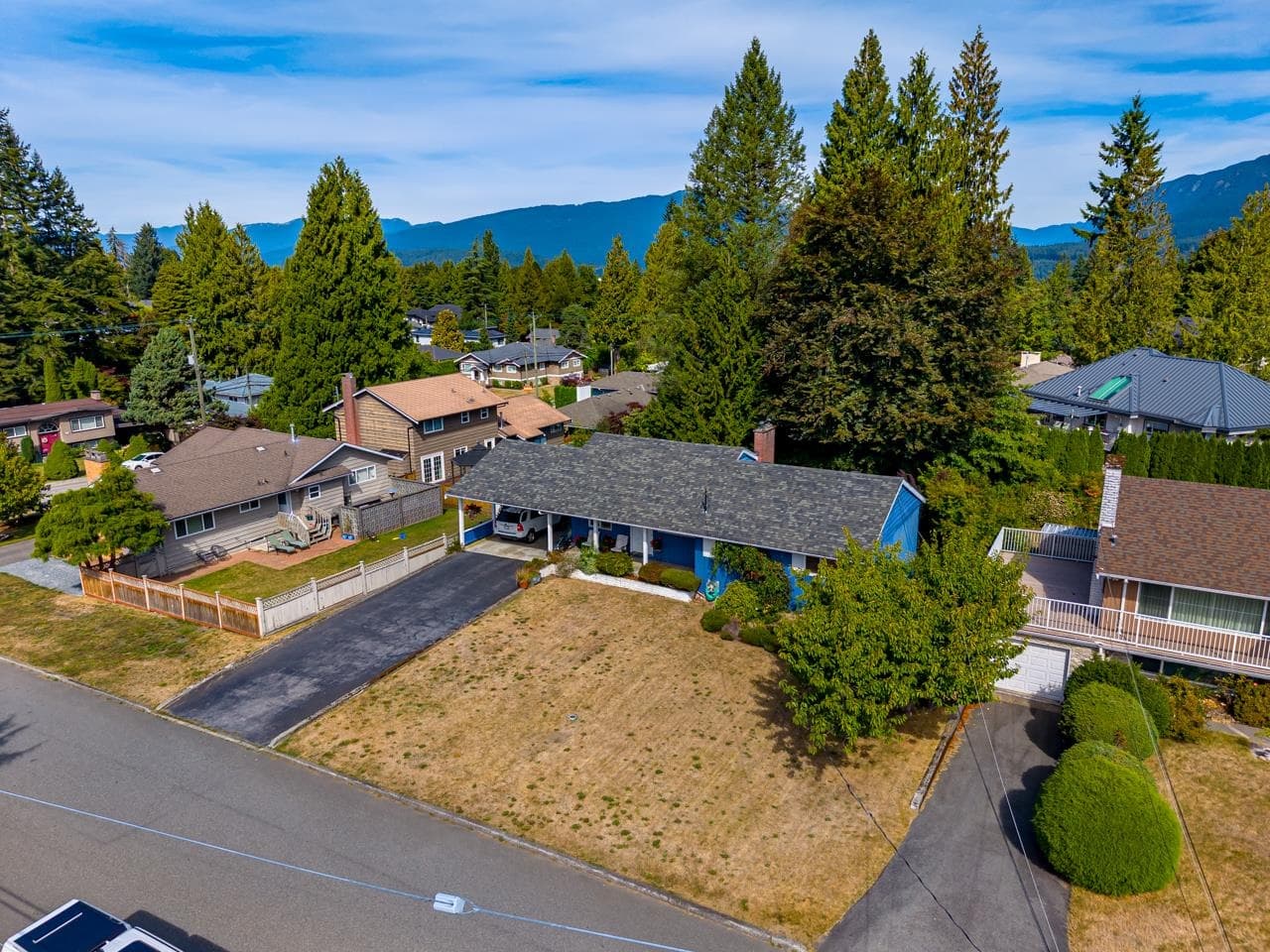 1721 Bowman Avenue, Coquitlam, V3J 6C9 — photo 3