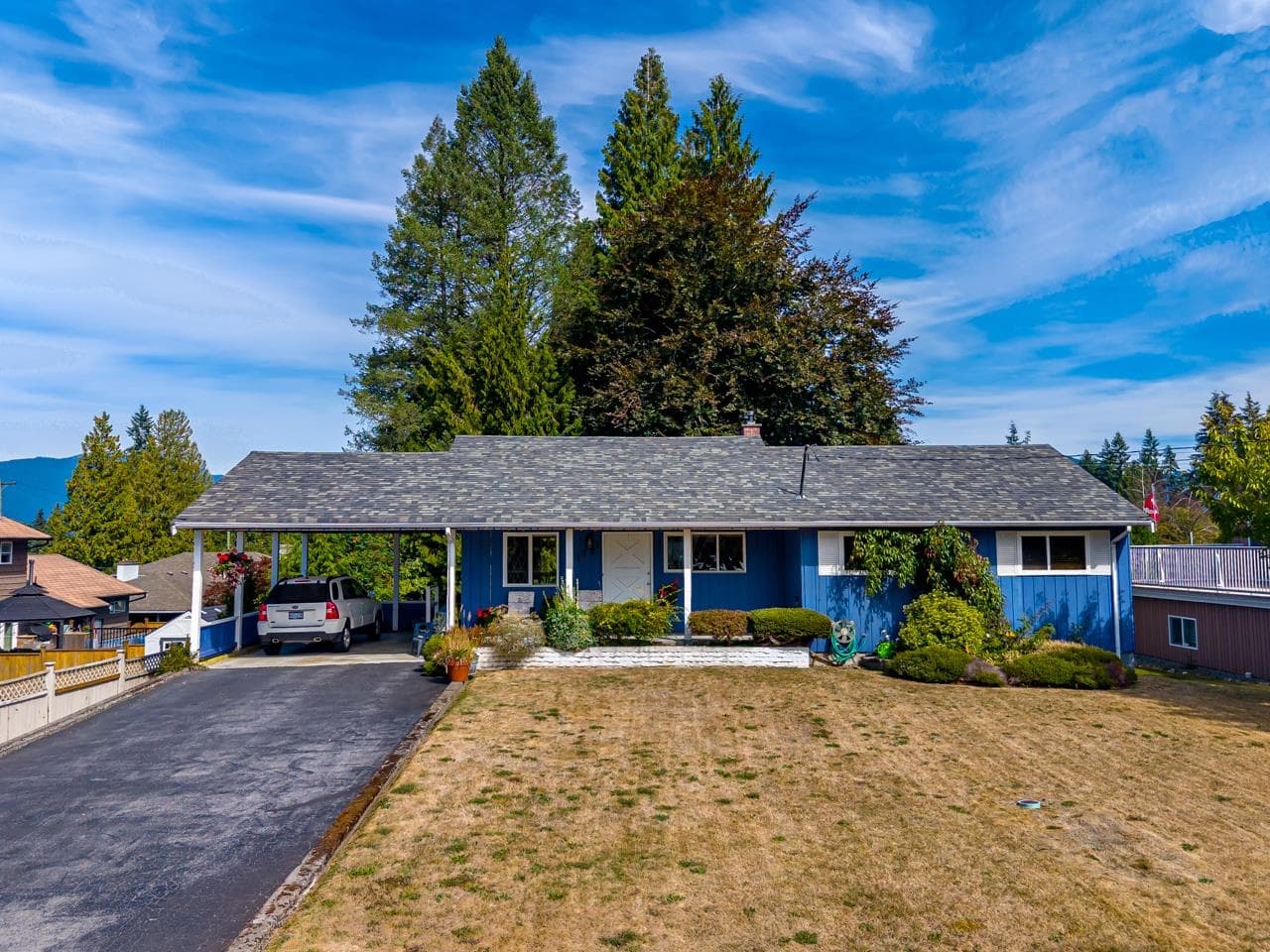 1721 Bowman Avenue, Coquitlam, V3J 6C9 — photo 1