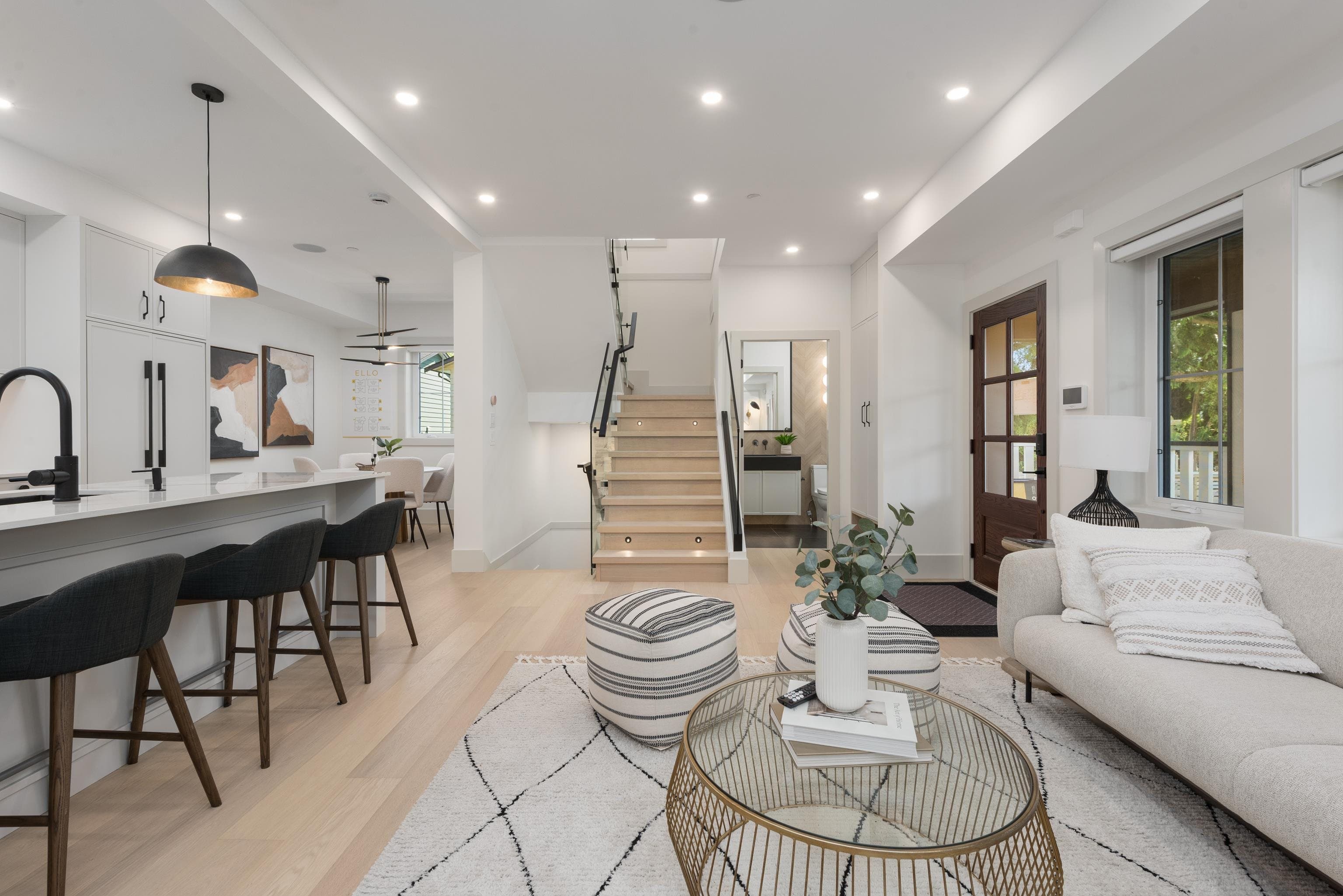 1 - 375 E 33rd Avenue, Vancouver, V5V 2Z8 — photo 1