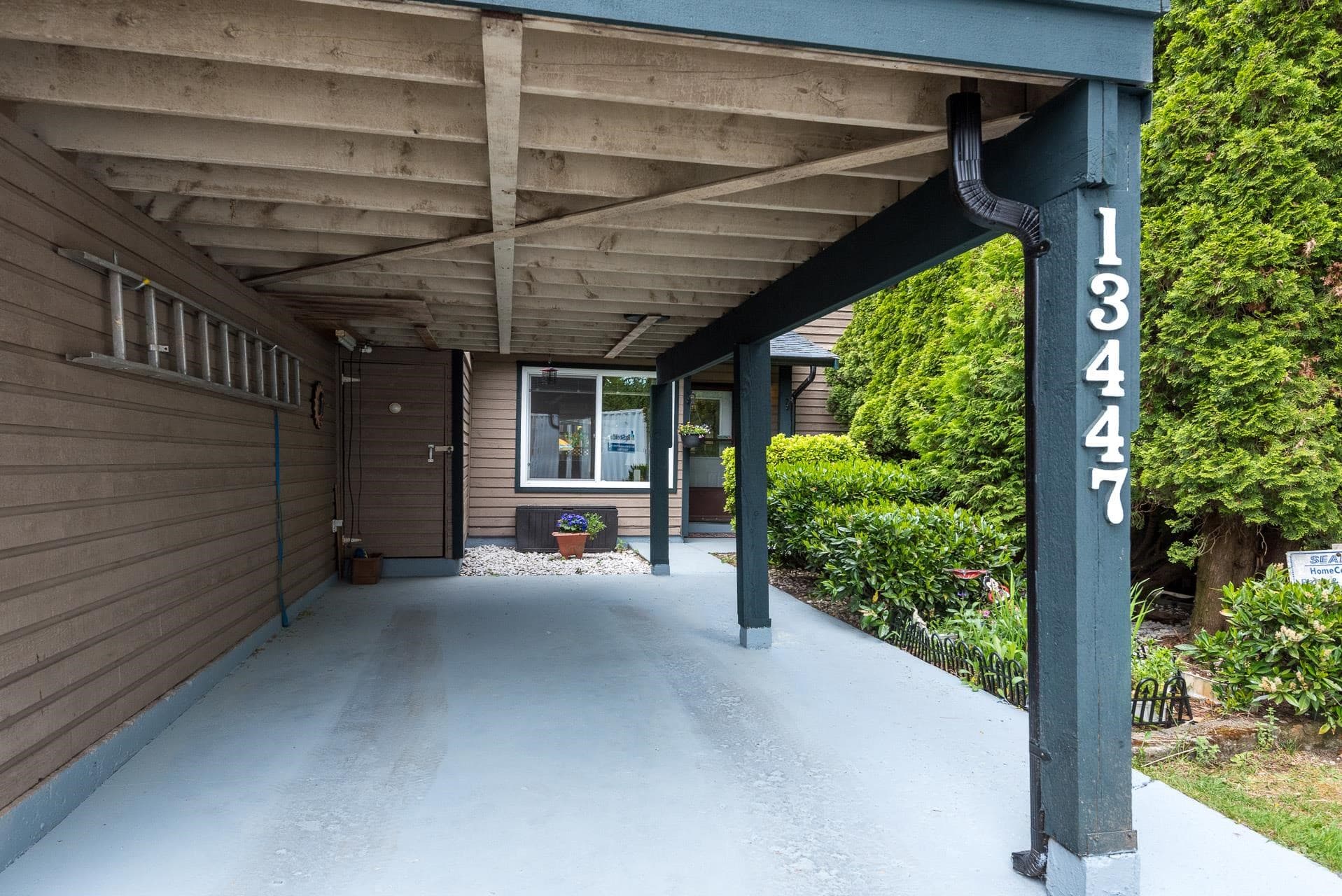 13447 68a Avenue, Surrey, V3W 8H2 — photo 2