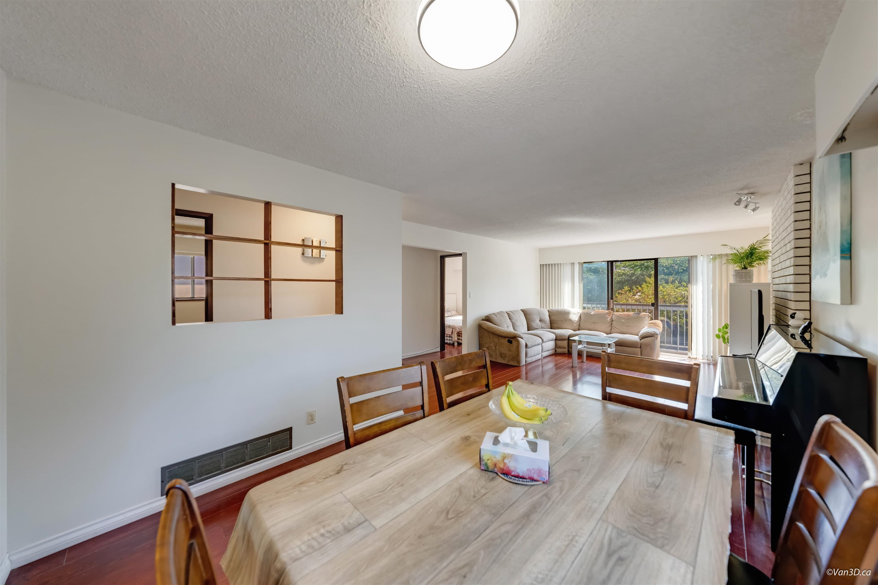 2537 E 27th Avenue, Vancouver, V5R 1N2 — photo 4