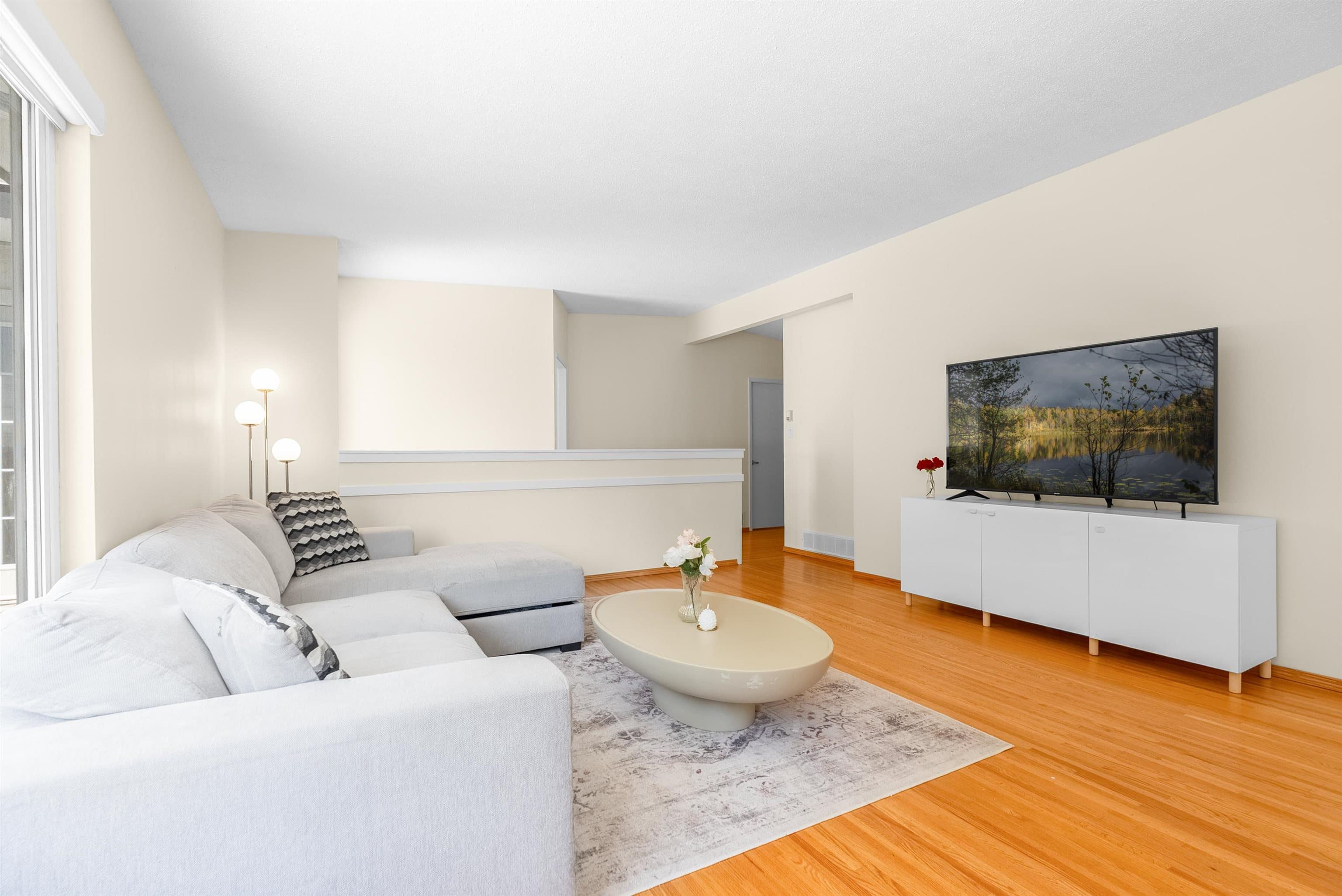 646 E Windsor Road, North Vancouver, V7N 1K7 — photo 4