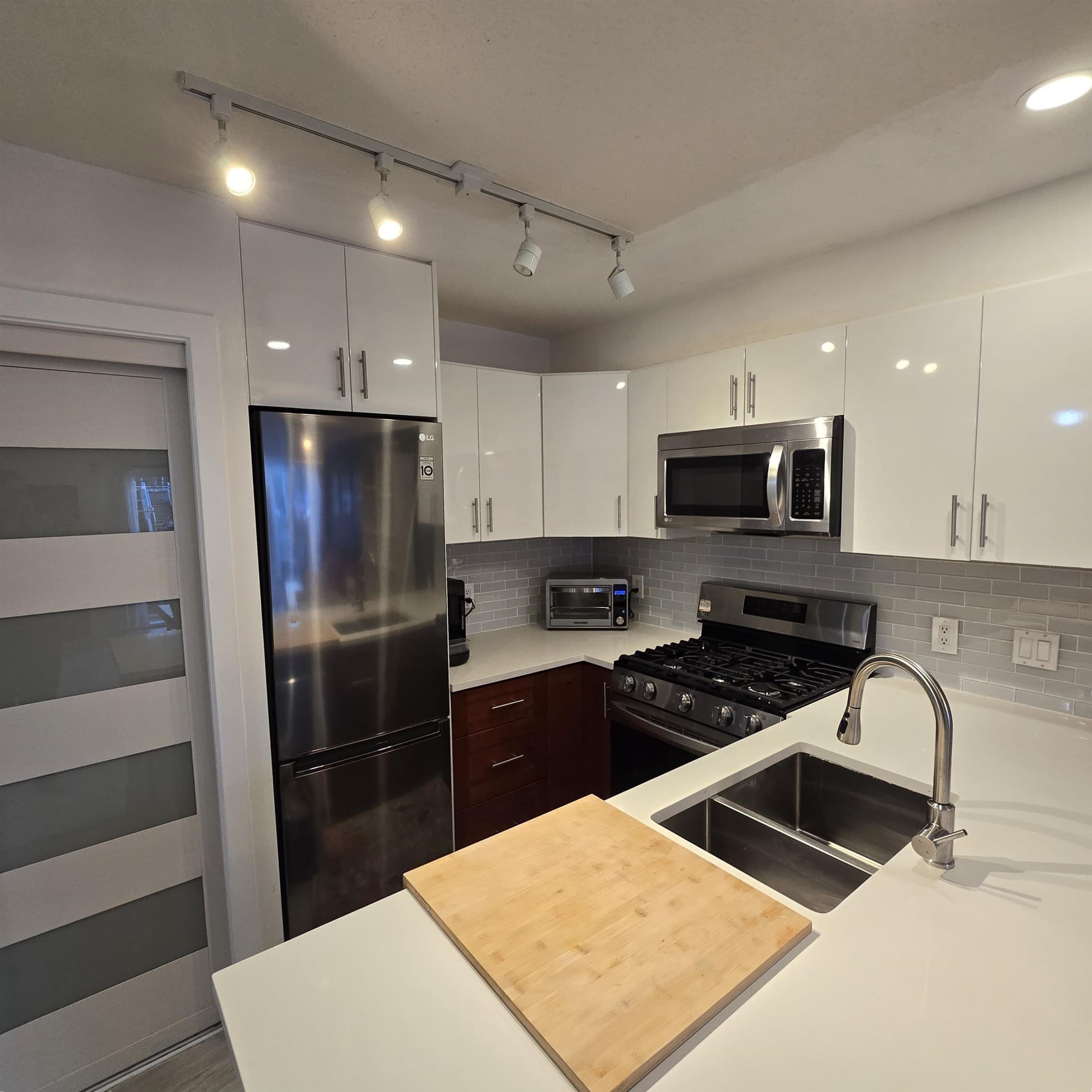 31 - 9339 Alberta Road, Richmond, V6Y 4E3 — photo 2