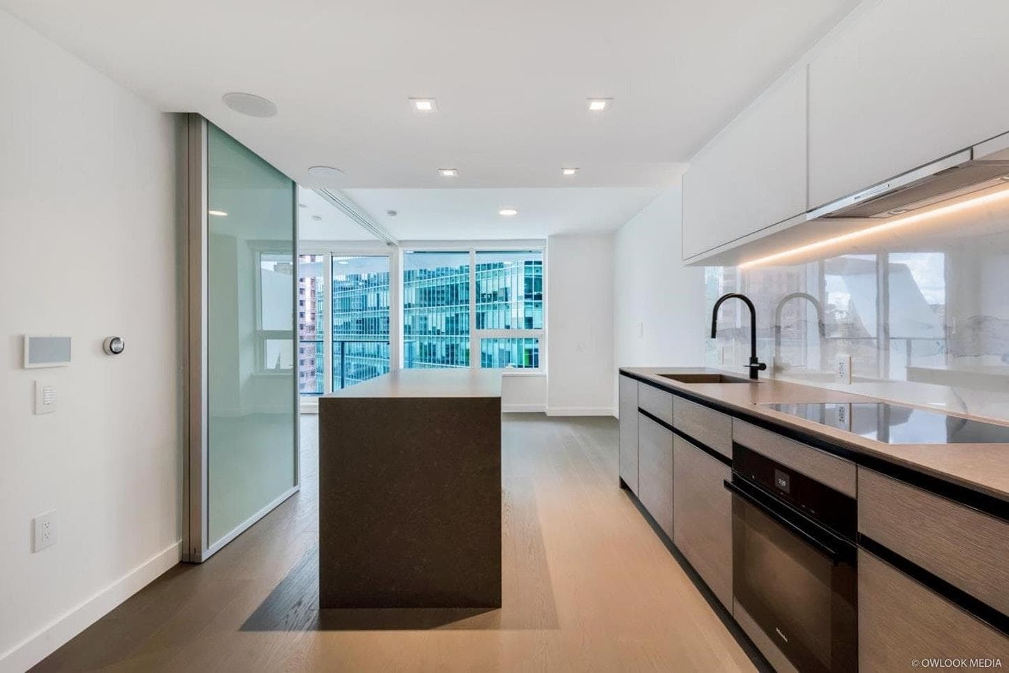 1504 - 620 Cardero Street, Vancouver, V6G 0C7 — photo 4