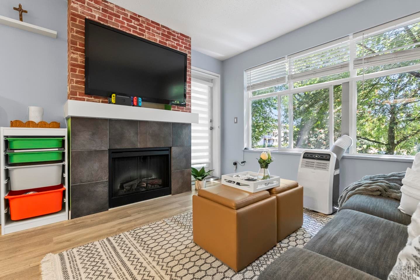 212 - 14885 105 Avenue, Surrey, V3R 2V6 — photo 2