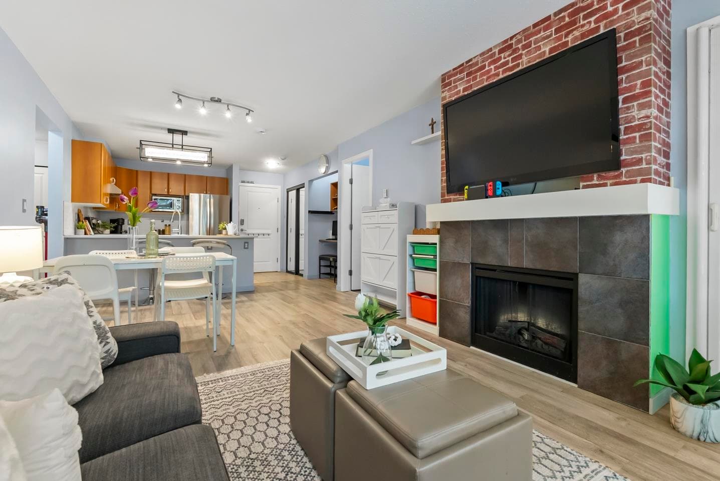 212 - 14885 105 Avenue, Surrey, V3R 2V6 — photo 4