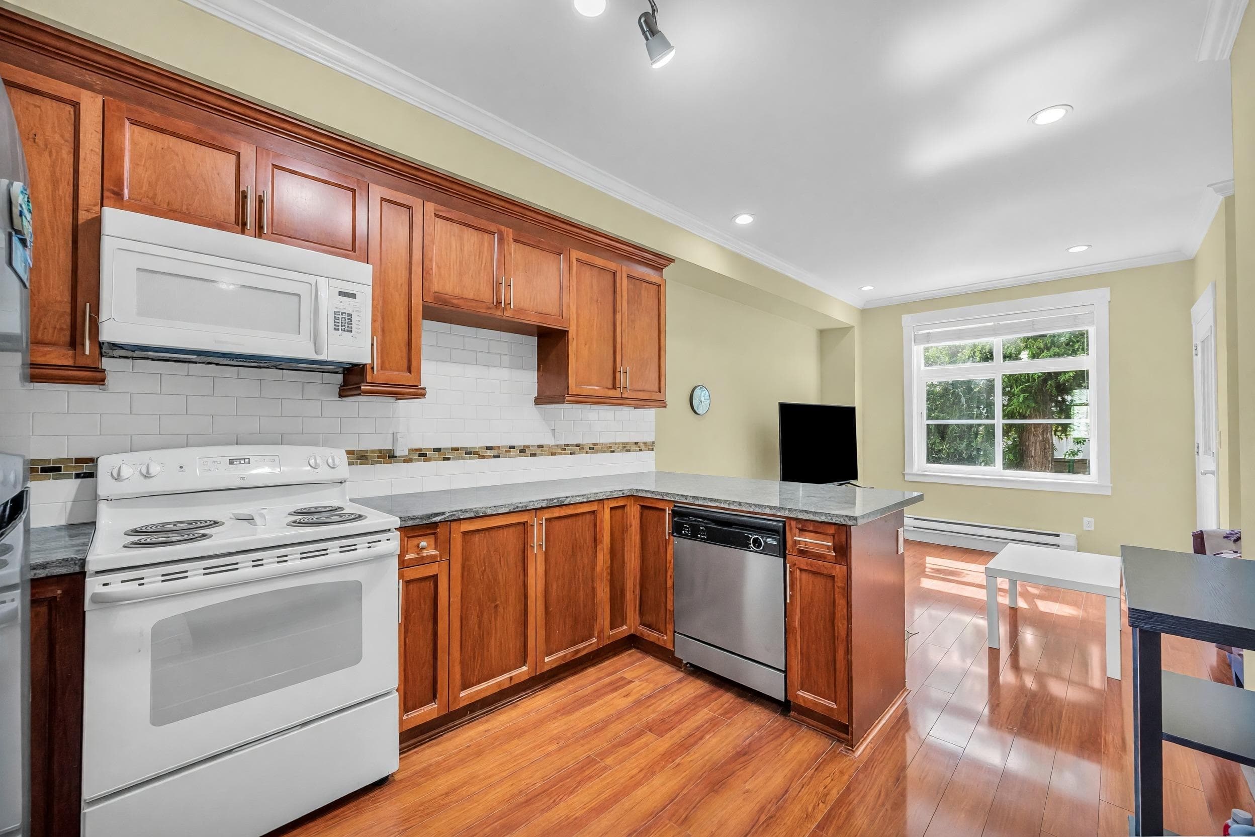 5 - 9405 121 Street, Surrey, V3V 0A9 — photo 5